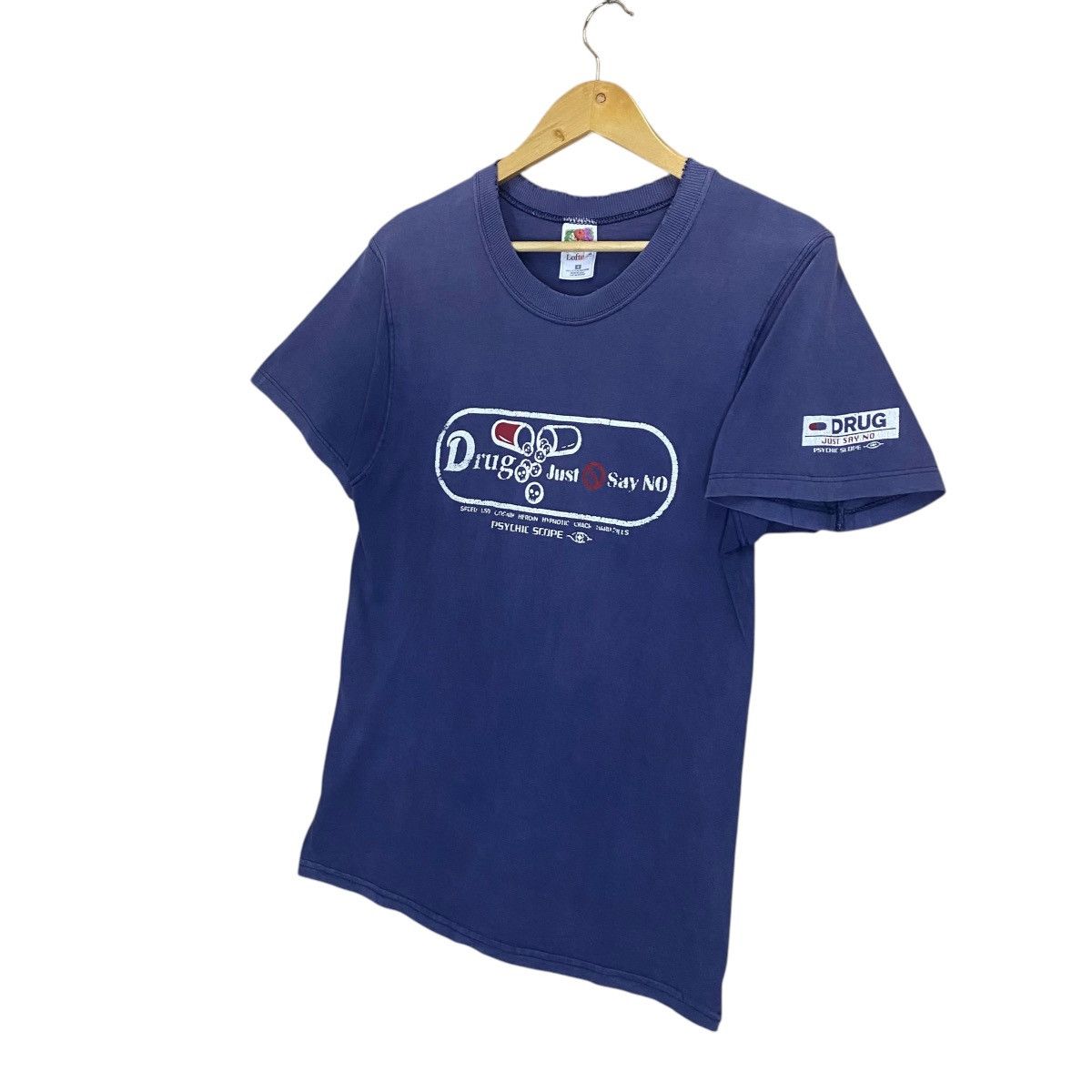 Japanese Brand Vintage 90s Drugs Just Say No Big Logo Shortsleeve Tee Size US S / EU 44-46 / 1 - 3 Thumbnail
