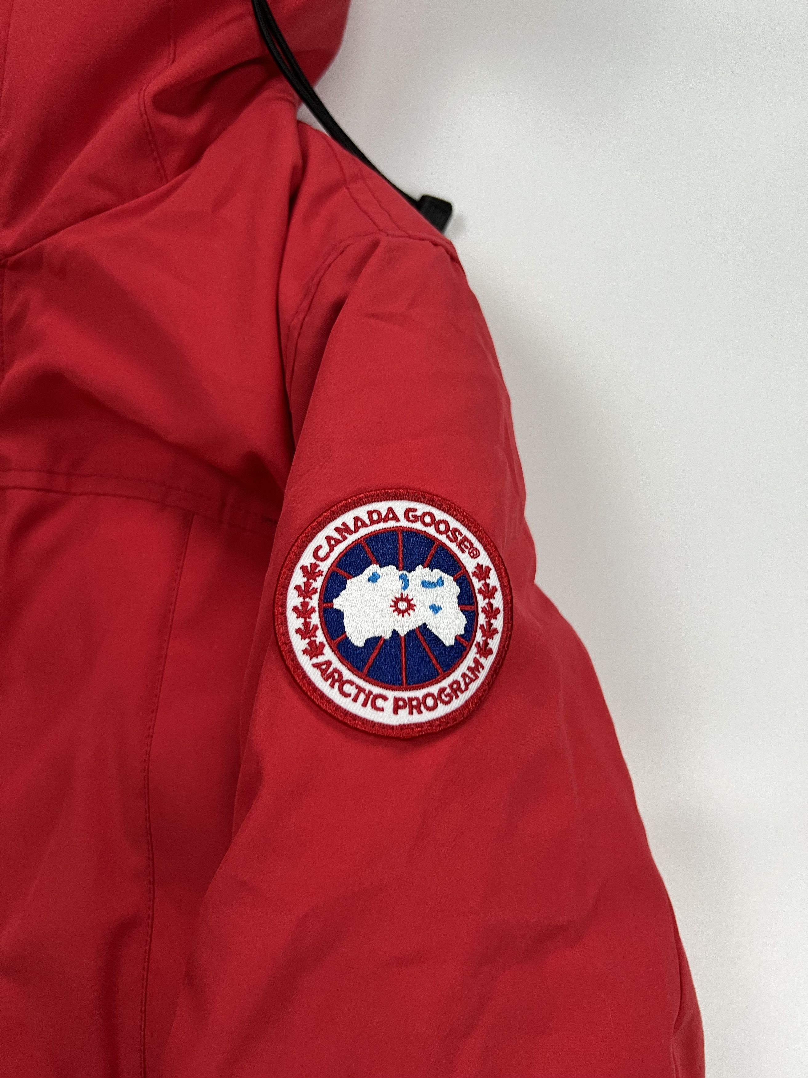 Canada Goose canada goose puffer parka size S-M NEW luxury Size US S / EU 44-46 / 1 - 2 Thumbnail