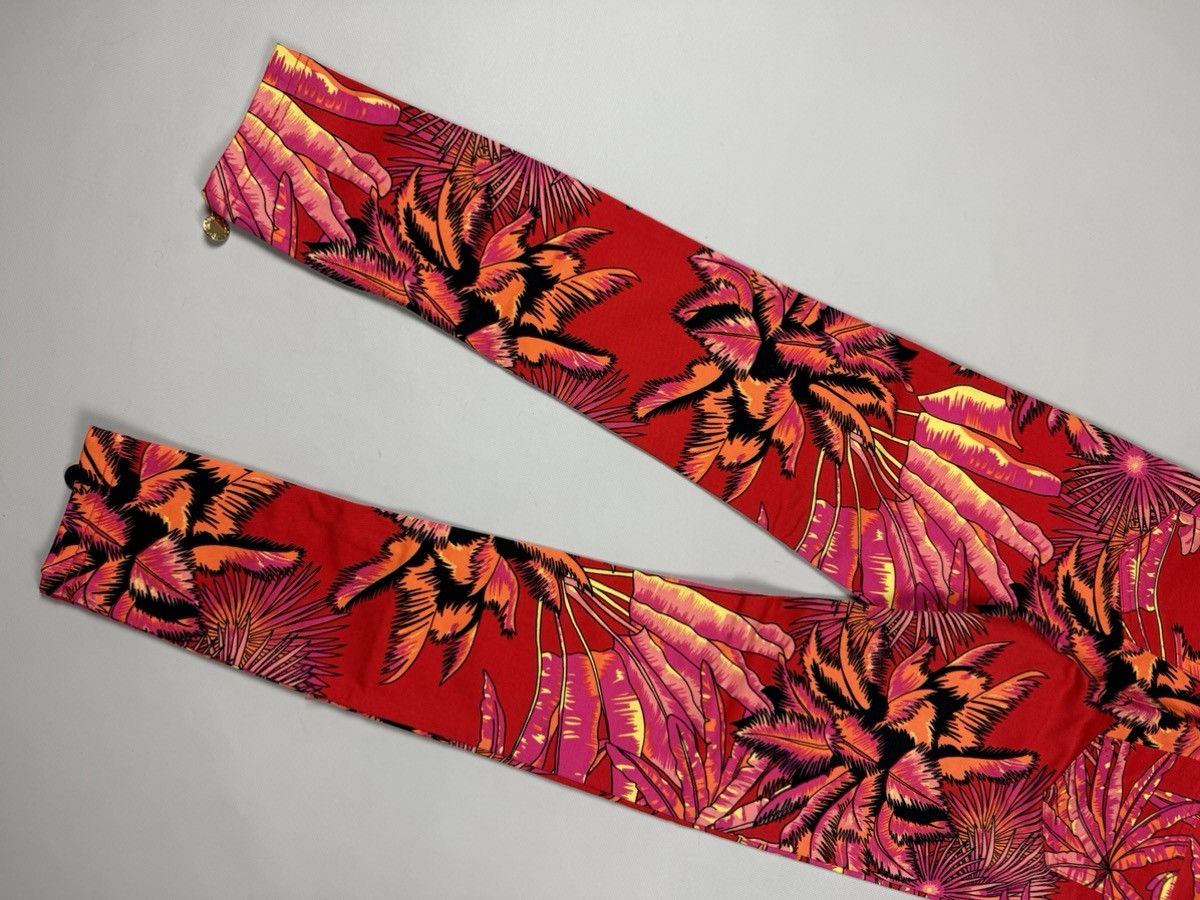 Versace Versace H&M Ladies Floral Pattern Ankle Zip Jeans Pants Size 28" / US 6 / IT 42 - 23 Thumbnail