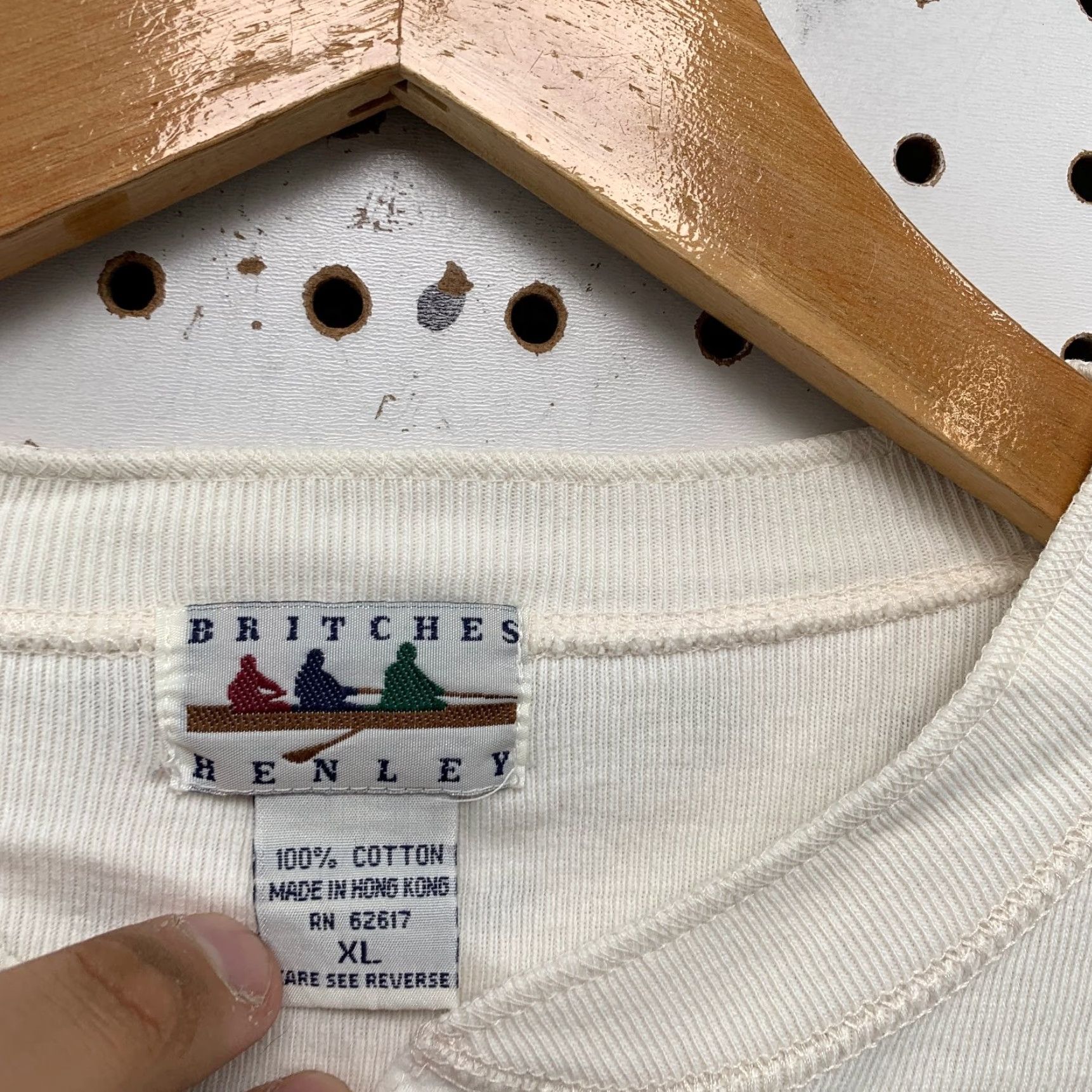 Vintage VINTAGE Britches Henley Pullover Shirt Mens XL White Heavyweight Knit Cotton - 90s Era, Hand Made Hong Kong Mens XL White Size US XL / EU 56 / 4 - 5 Thumbnail