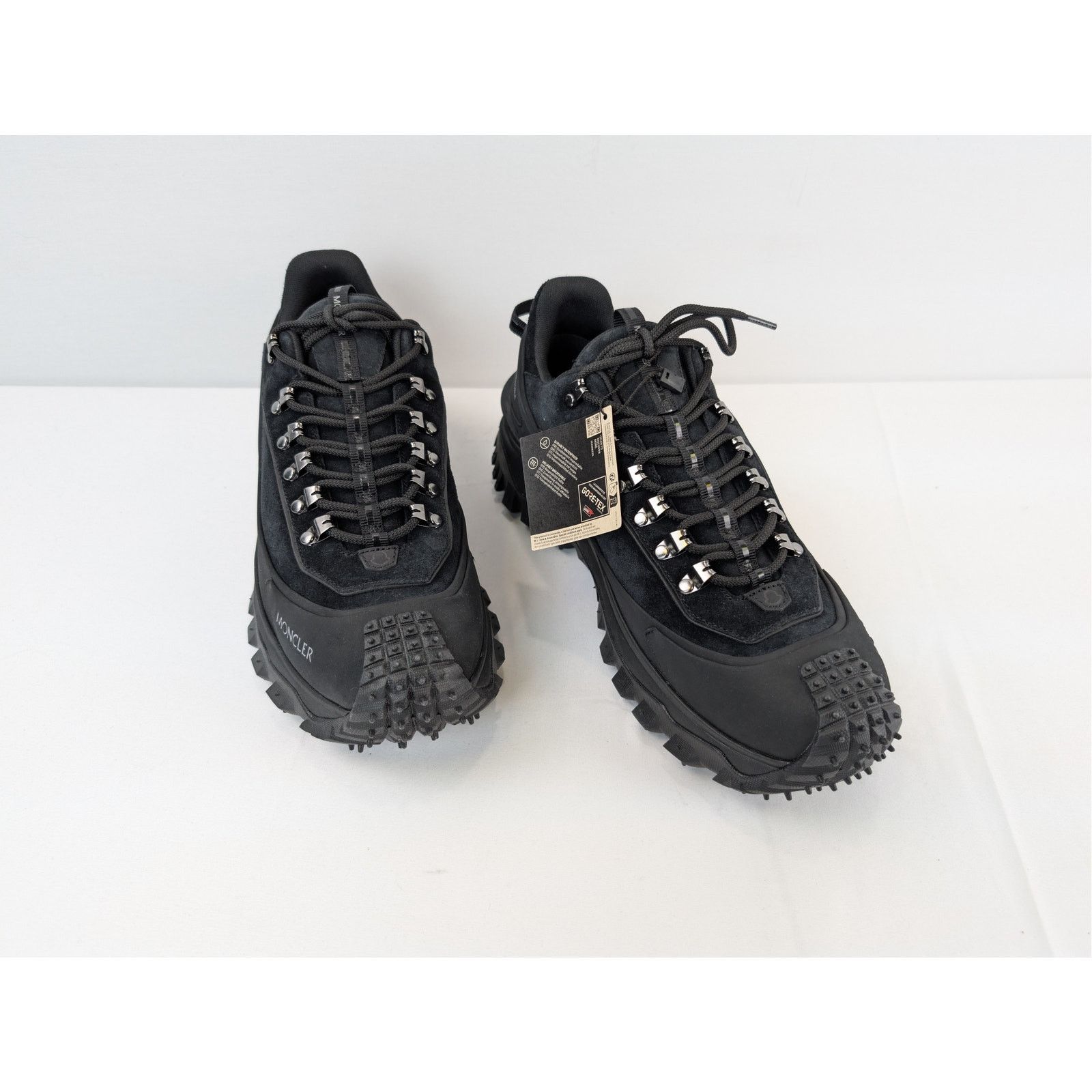 Moncler o1rshd1 Trailgrip Apex low-top sneaker with a Vibram sole Size US 12 / EU 45 - 6 Thumbnail