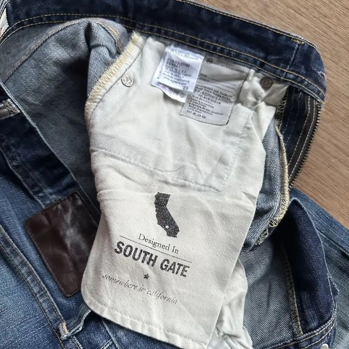 AG Adriano Goldschmied DISTRESSED DENIM ADRIANO GOLDSCHMIED JEANS PANTS MADE IN USA Size US 29 - 12 Thumbnail