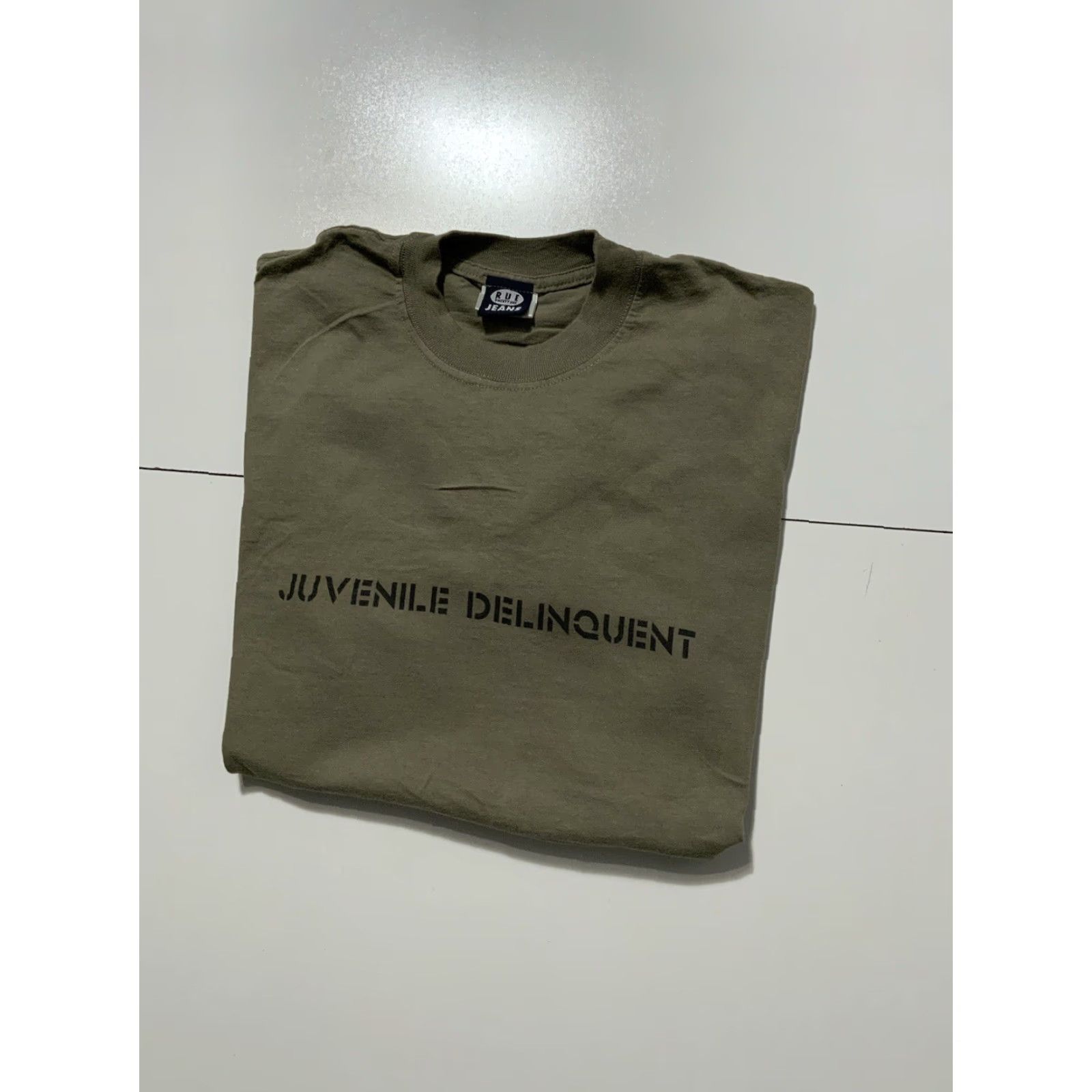 Olive VINTAGE Rue Twentyone Jeans Juvenile Delinquent Olive S/S Crew T-Shirt L Mens Green 44 Chest 28 Length Size US L / EU 52-54 / 3 - 2 Thumbnail