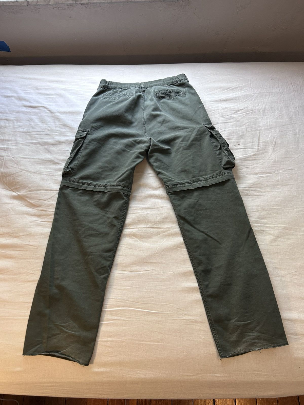 Carhartt Olive Green zipper Cargo pants Size US 32 / EU 48 - 2 Thumbnail