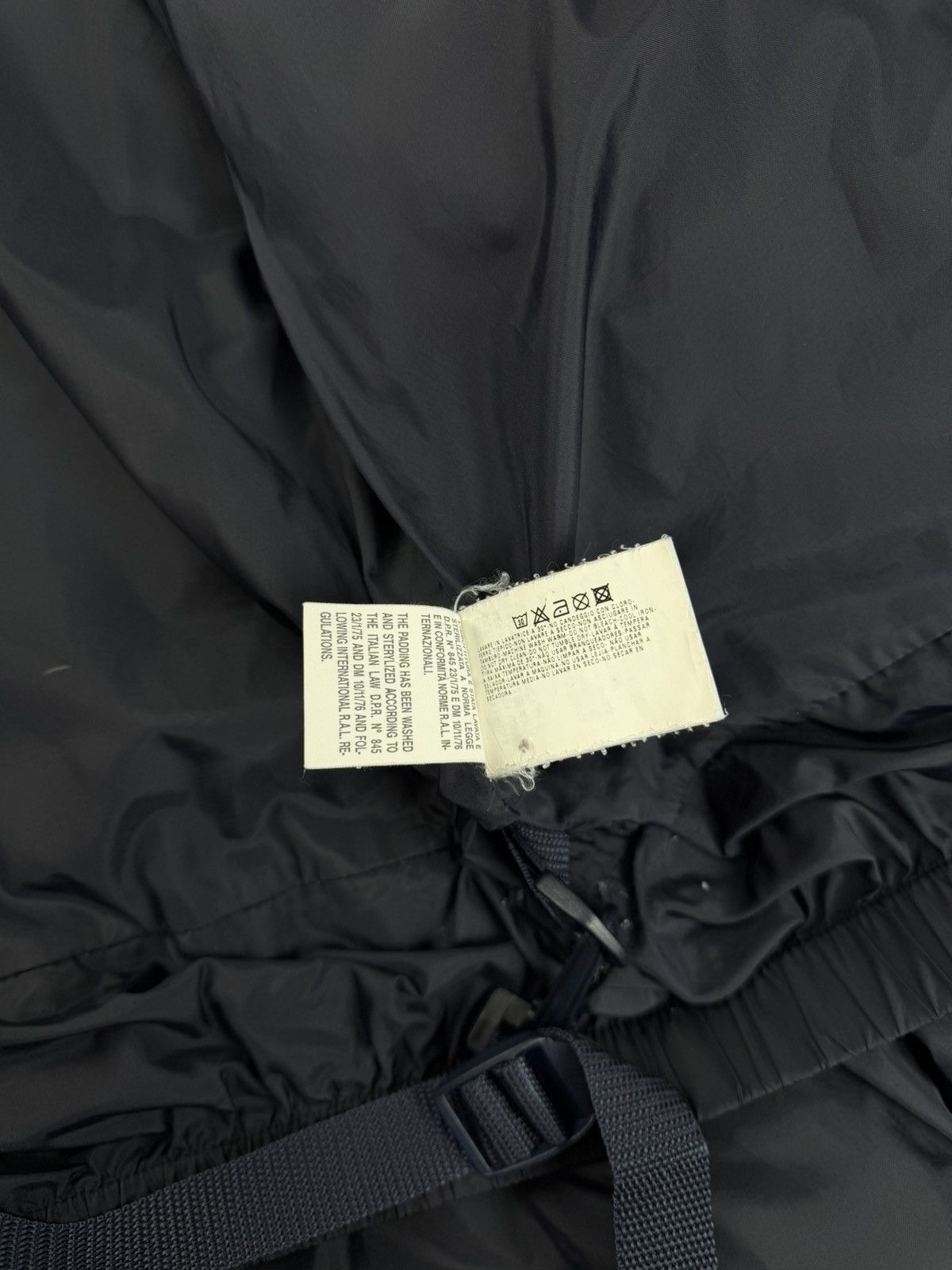 Armani Vintage Armani Jeans AJ Down Puffer Jacket Men’s Size US L / EU 52-54 / 3 - 14 Thumbnail