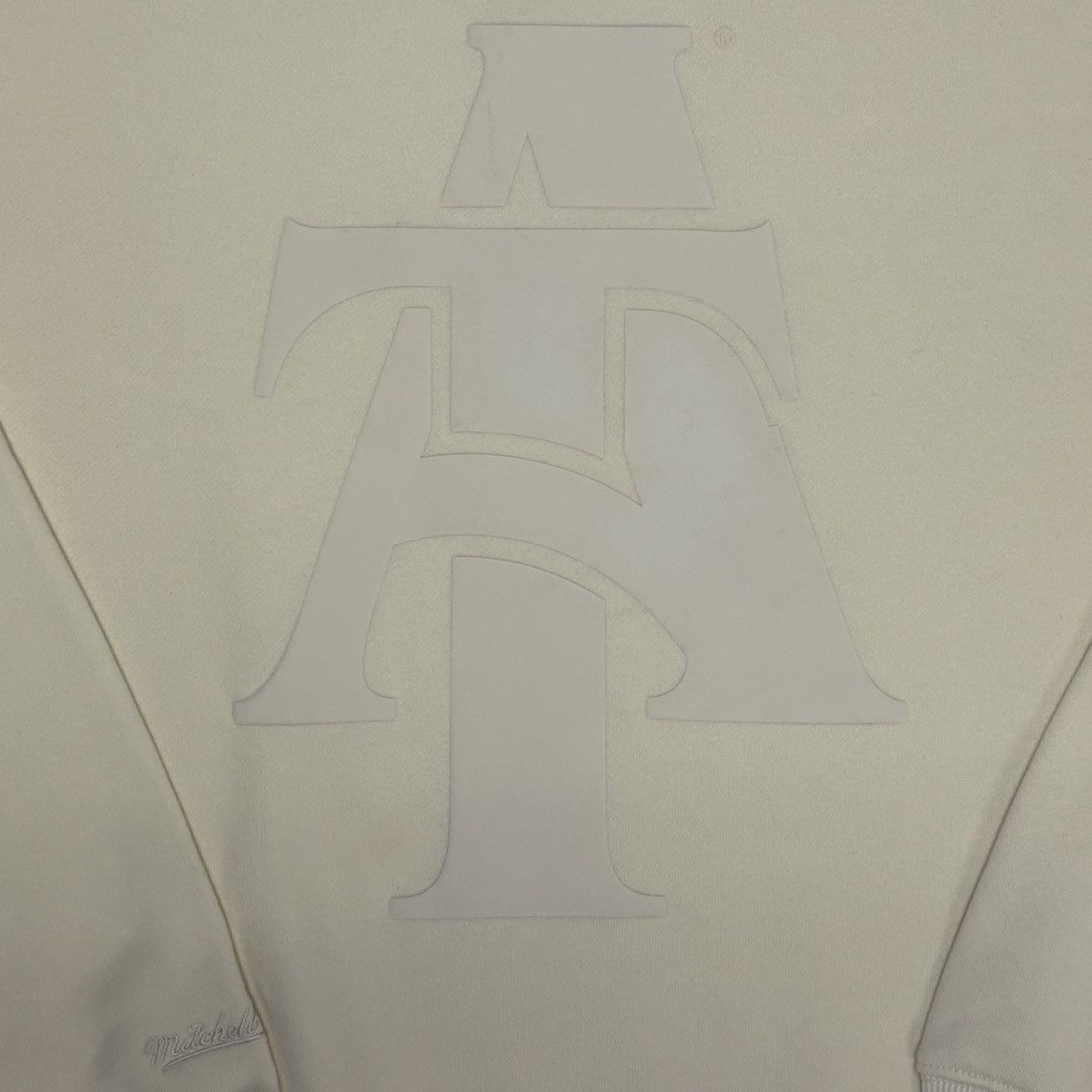 Mitchell & Ness Mitchell & Ness NC A&T Aggies Crewneck Sweatshirt Small Size US S / EU 44-46 / 1 - 2 Thumbnail