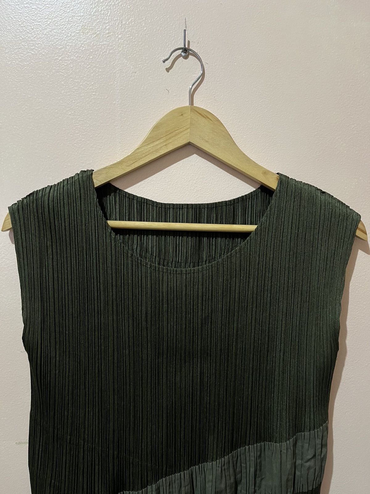 Pleats Please Issey Miyake Pleats Please - Issey Miyake - Hybrid Tank Top Size S / US 4 / IT 40 - 6 Thumbnail