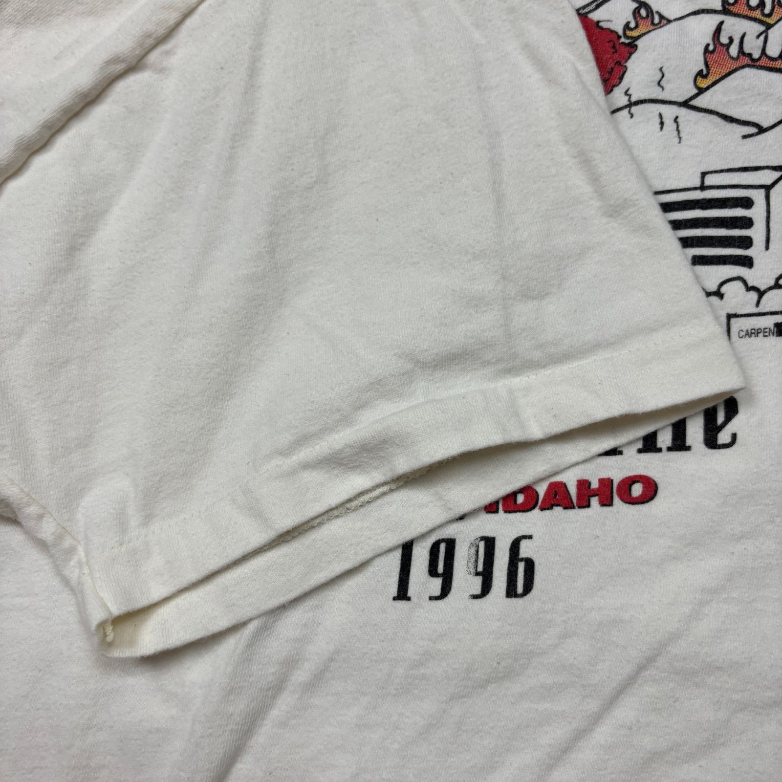 Hanes × Vintage VTG 1996 8th Street Fire Paint the Town Red Idaho Shirt XL Size US XL / EU 56 / 4 - 4 Thumbnail
