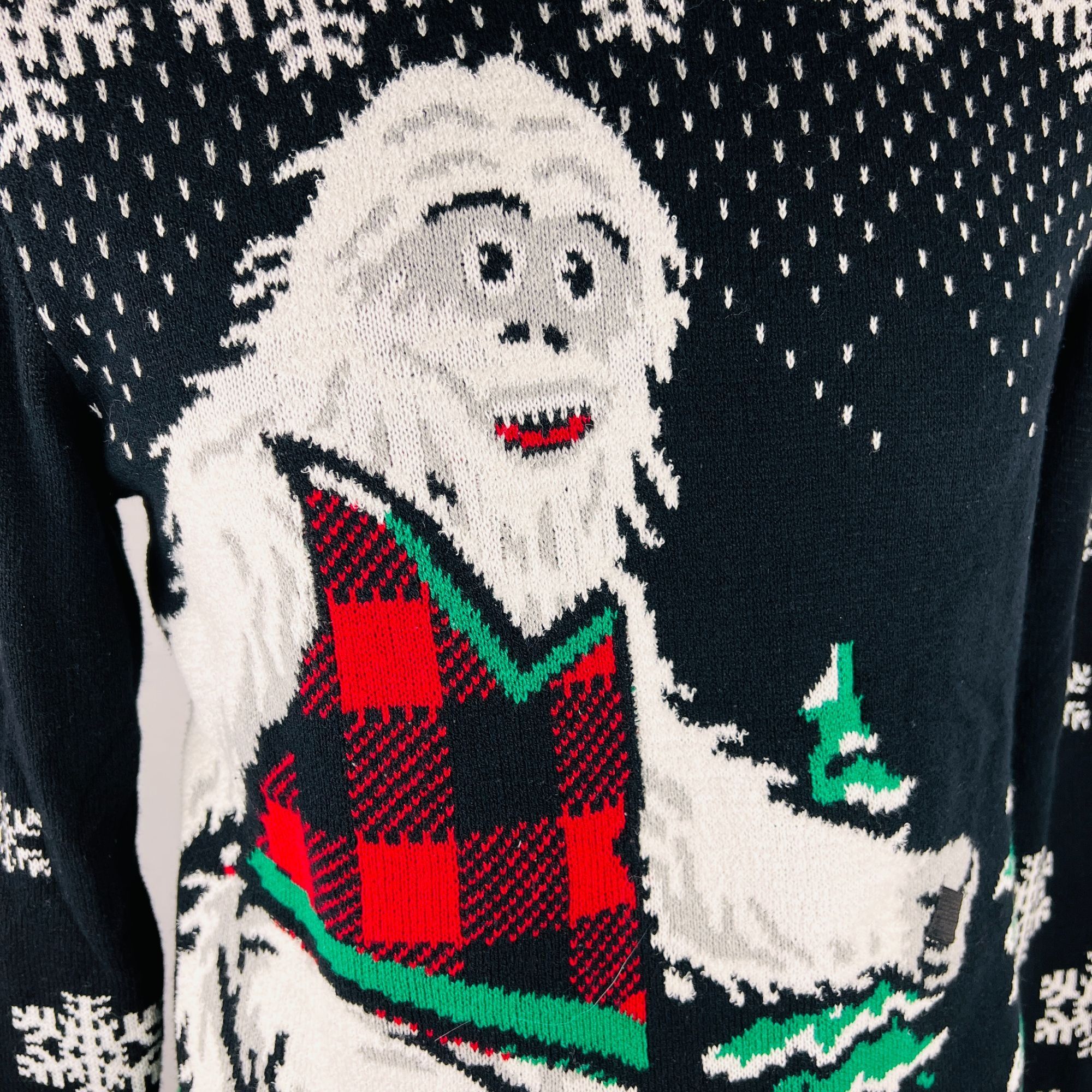 Other Ugly Christmas Sweater YETI Bigfoot Sasquatch Large Shirt Size US L / EU 52-54 / 3 - 3 Thumbnail