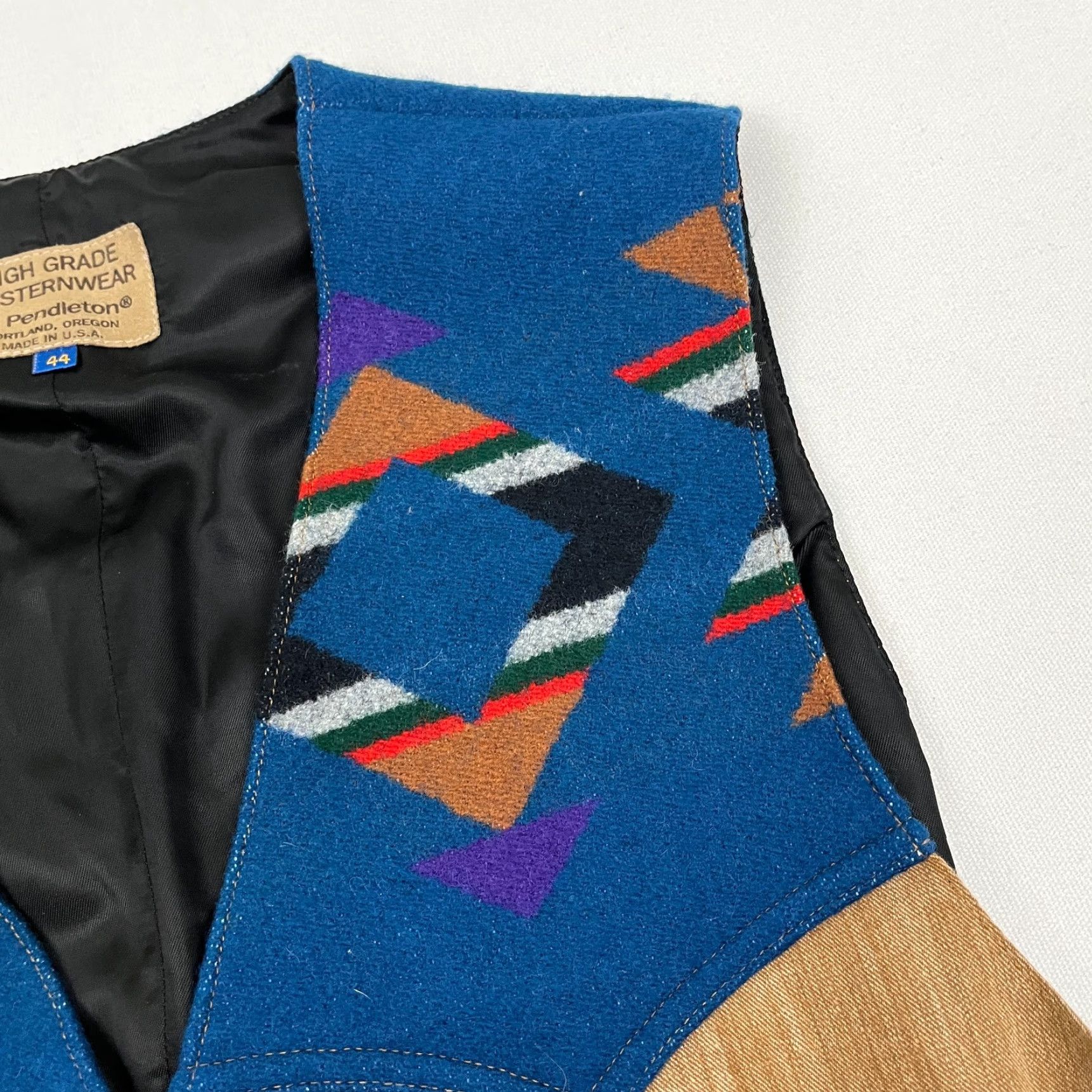Pendleton VINTAGE Pendleton Vest Adult 44 Brown Blue Southwestern Aztec Wool High Grade USA Vest Mens Medium? Size US S / EU 44-46 / 1 - 3 Thumbnail