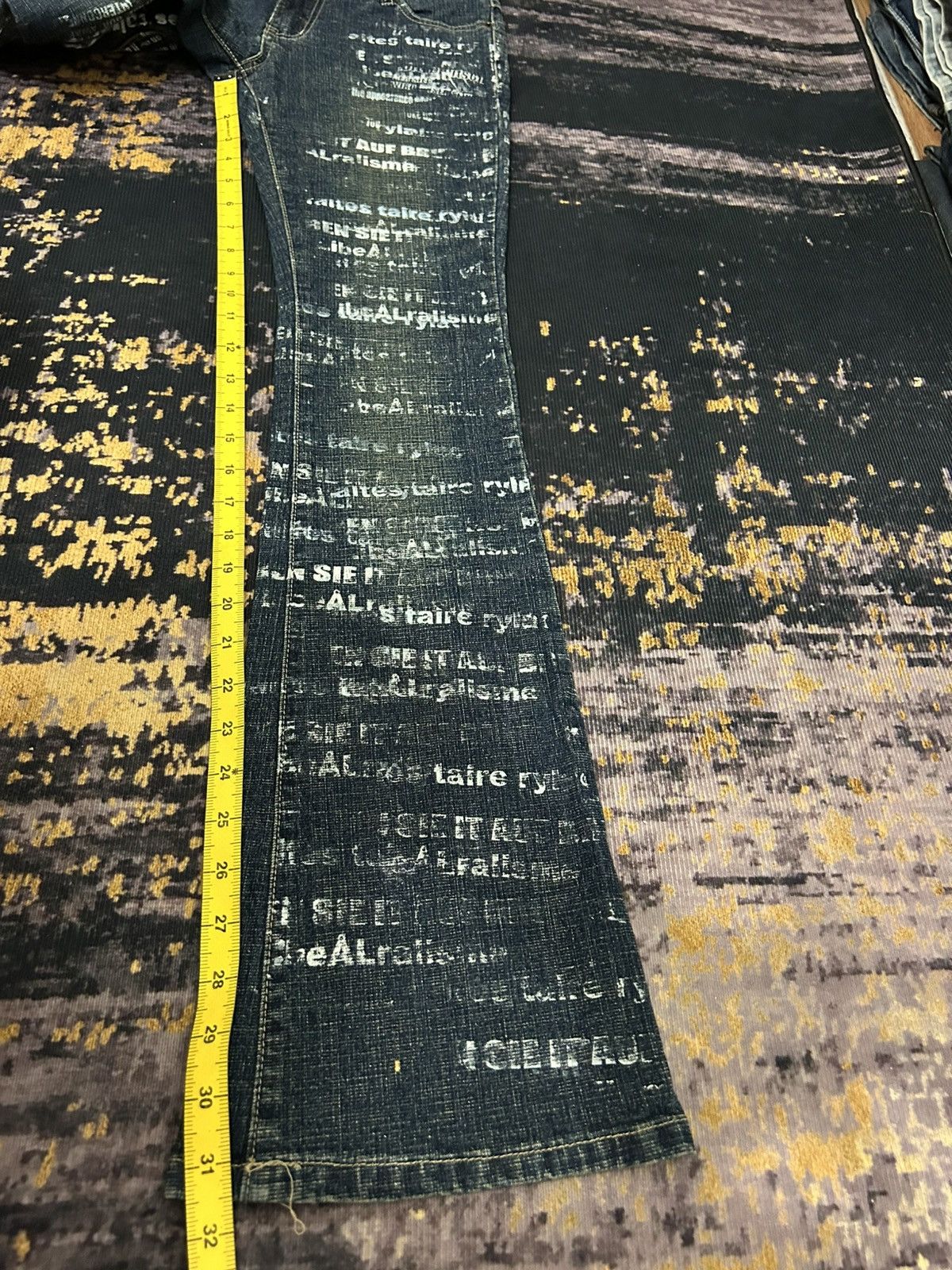 If Six Was Nine H.Naoto + DIE Poem Print Flare Jeans Size US 27 - 21 Thumbnail