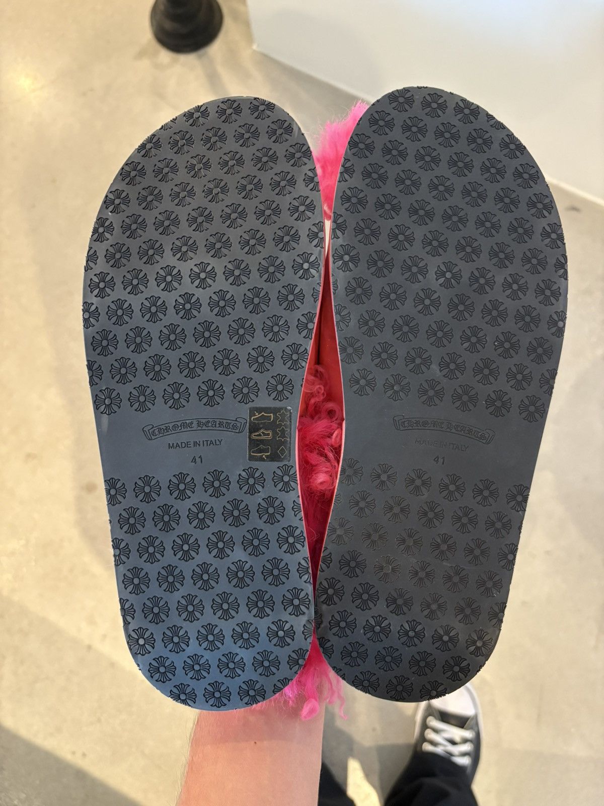 Chrome Hearts Pink Furry Slides Size US 10 / IT 40 - 5 Thumbnail