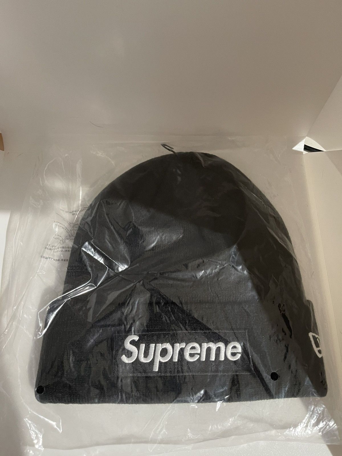 New Era × Supreme Supreme Box Logo Beanie Size ONE SIZE - 1 Preview