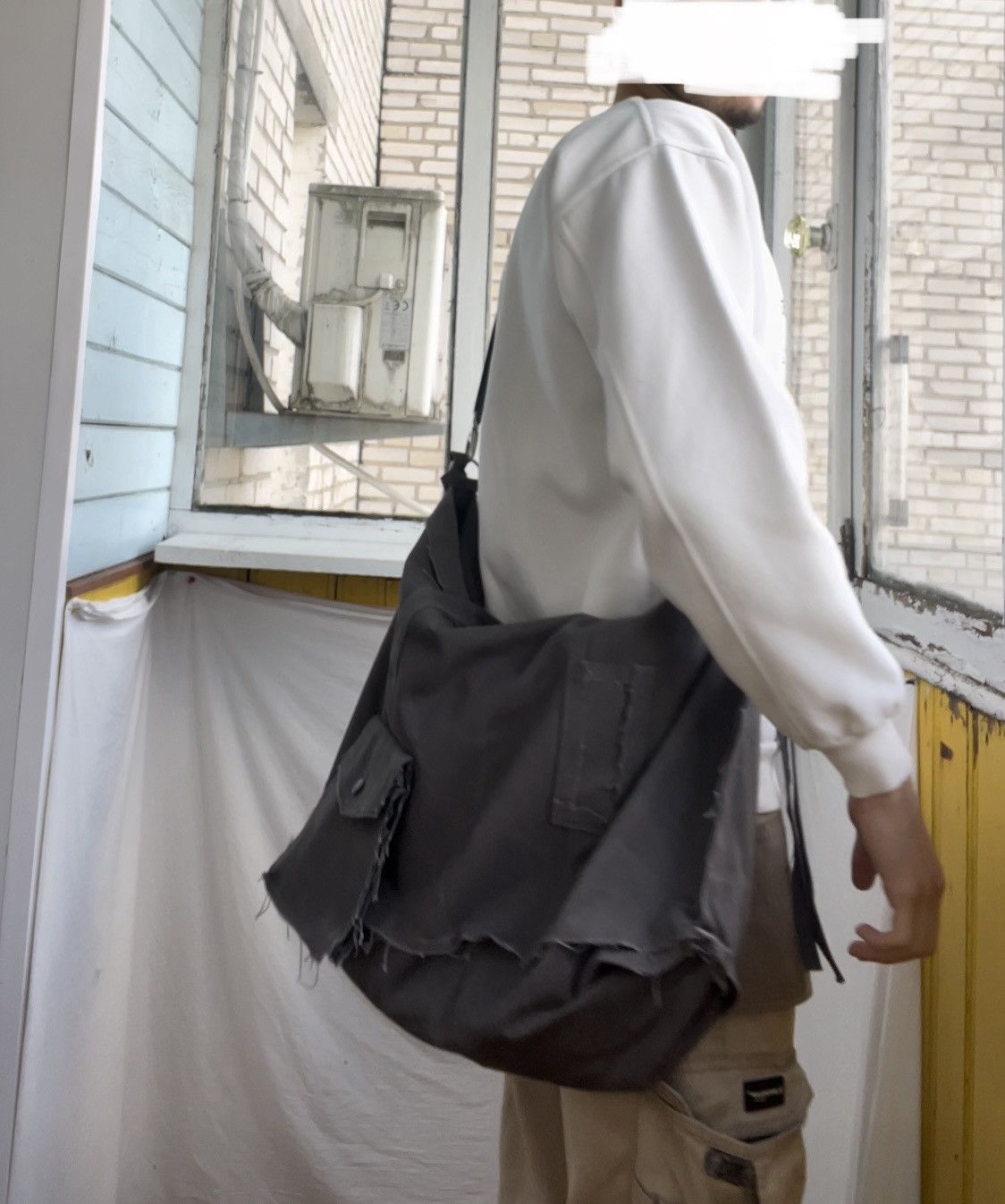 Japanese Brand × Vintage 🕸🕷 Vintage Sling Crossbody Bag Size ONE SIZE - 2 Thumbnail