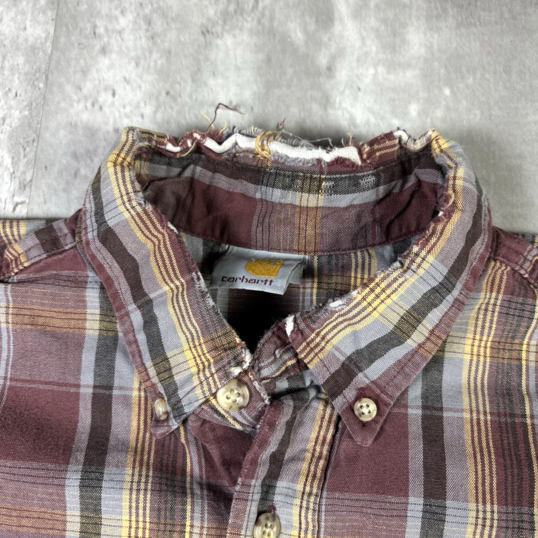 Carhartt VINTAGE Carhartt Shirt 90s Flannel Red Button-Down Workwear XL Adult Mens Long Sleeve Collared Plaid Heavyweight All Seasons Size US XL / EU 56 / 4 - 5 Thumbnail