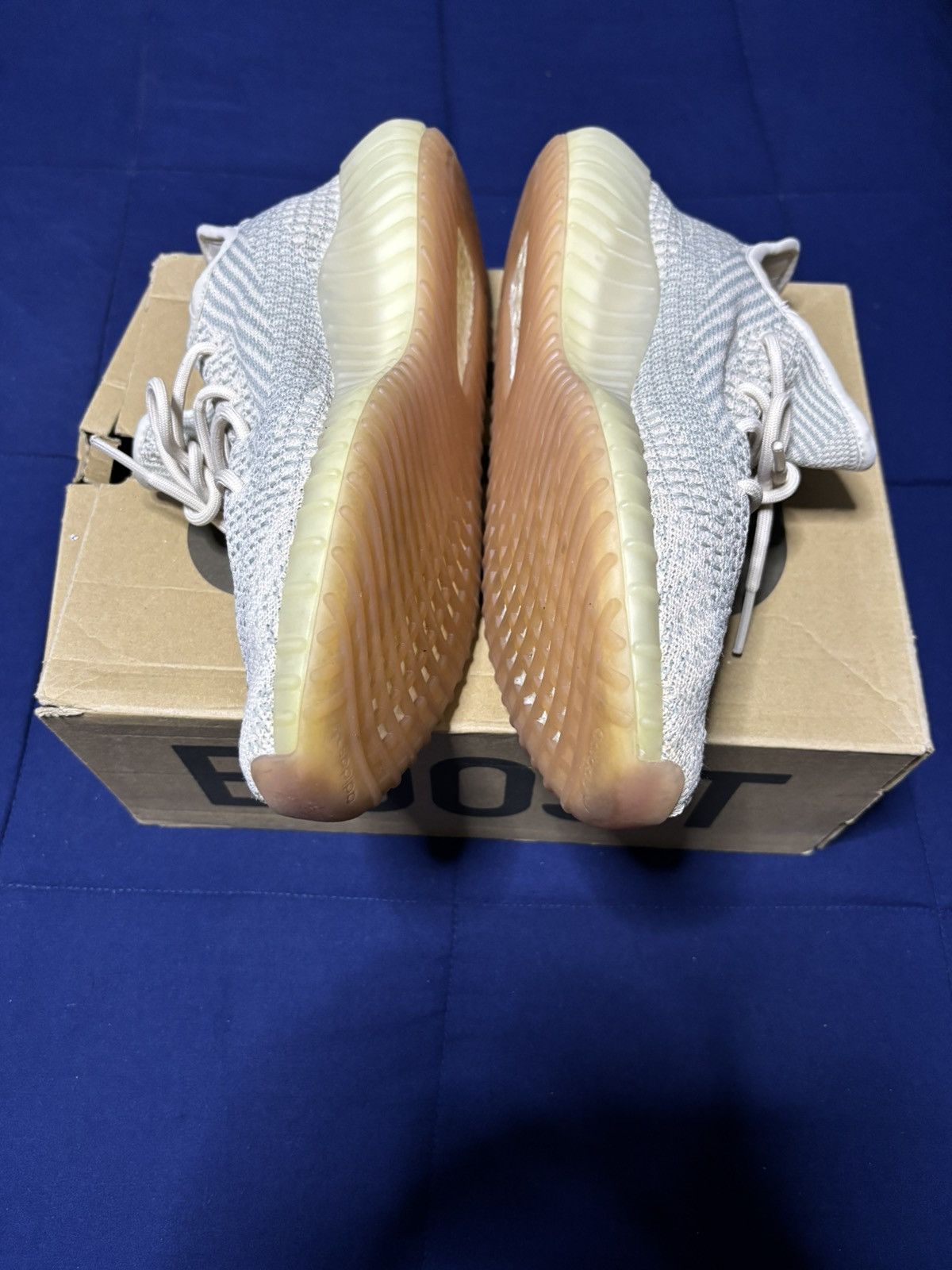 Adidas Adidas Yeezy Boost 350 Citrin Non-Reflective 2019 Size 10.5 Size US 10.5 / EU 43-44 - 3 Thumbnail