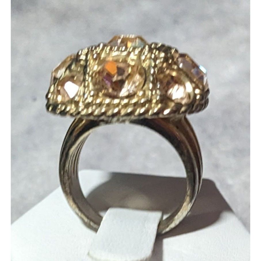 Other Champagne Gemmed Glam Gold Tone Statement Ring Size 7 Size ONE SIZE - 10 Thumbnail