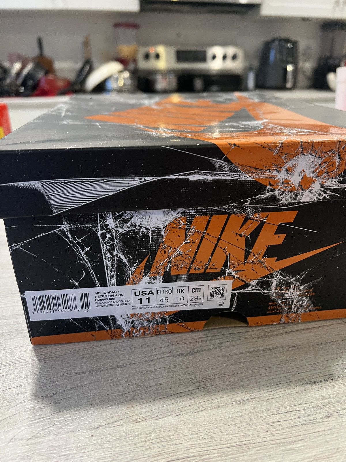 Jordan Brand AIR JORDAN 1 RETRO HIGH OG Shattered Backboards Size US 11 / EU 44 - 9 Thumbnail