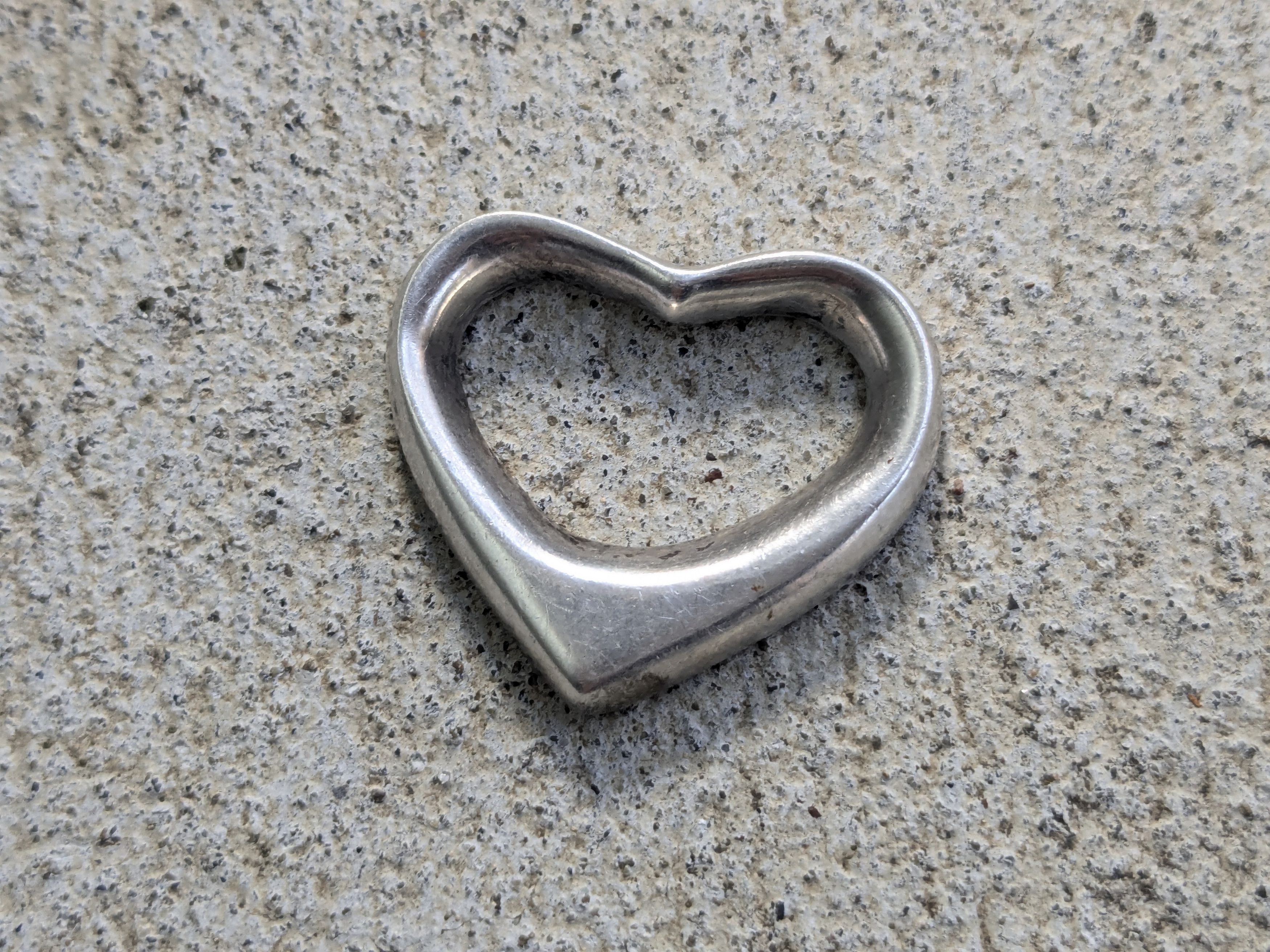 Jewelry × Vintage Vintage Sterling Silver Heart Pendant Taxco Mexico Size ONE SIZE - 3 Thumbnail