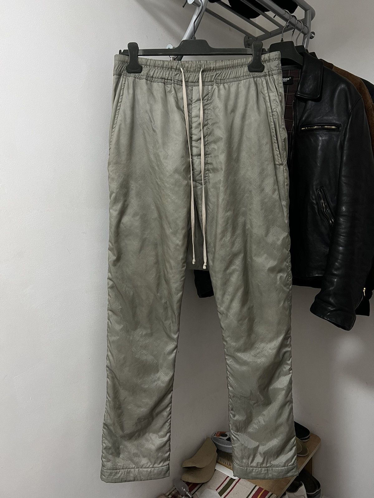 image of Rick Owens x Rick Owens Drkshdw Fw18 Sisyphus Drawstring Track Pants in Grey, Men's (Size 32)