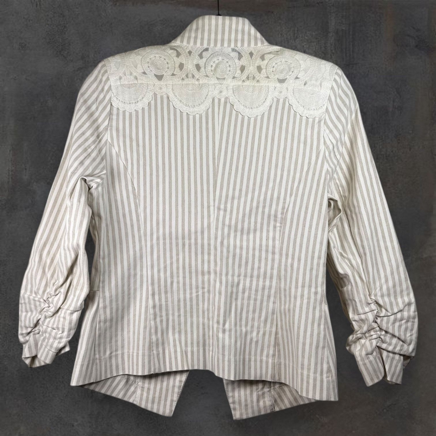 Other Roz & Ali Women's SZ S Striped Blazer w/ Lace Accents Cutesy Size S / US 4 / IT 40 - 2 Thumbnail