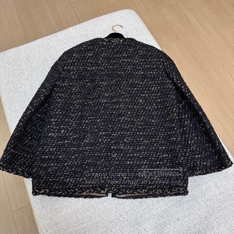Chanel Chanel Egyptian black gold small fragrance style jacket Size XXS / US 00 / IT 34 - 5 Thumbnail