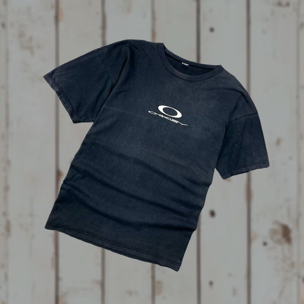 Oakley Oakley bob Head 00s Vintage T-shirt factory pilot archive
