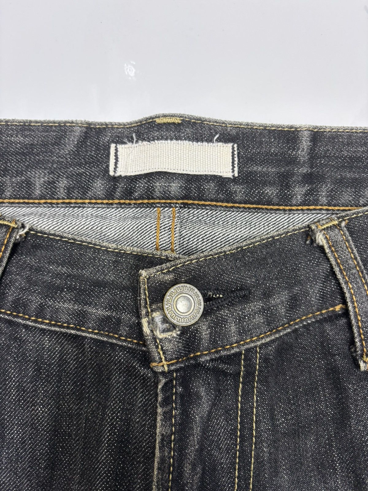 Undercover RUSTY BLACK BAGGY JEANS UNIQLO DISTRESSED DENIM Size US 34 / EU 50 - 9 Thumbnail