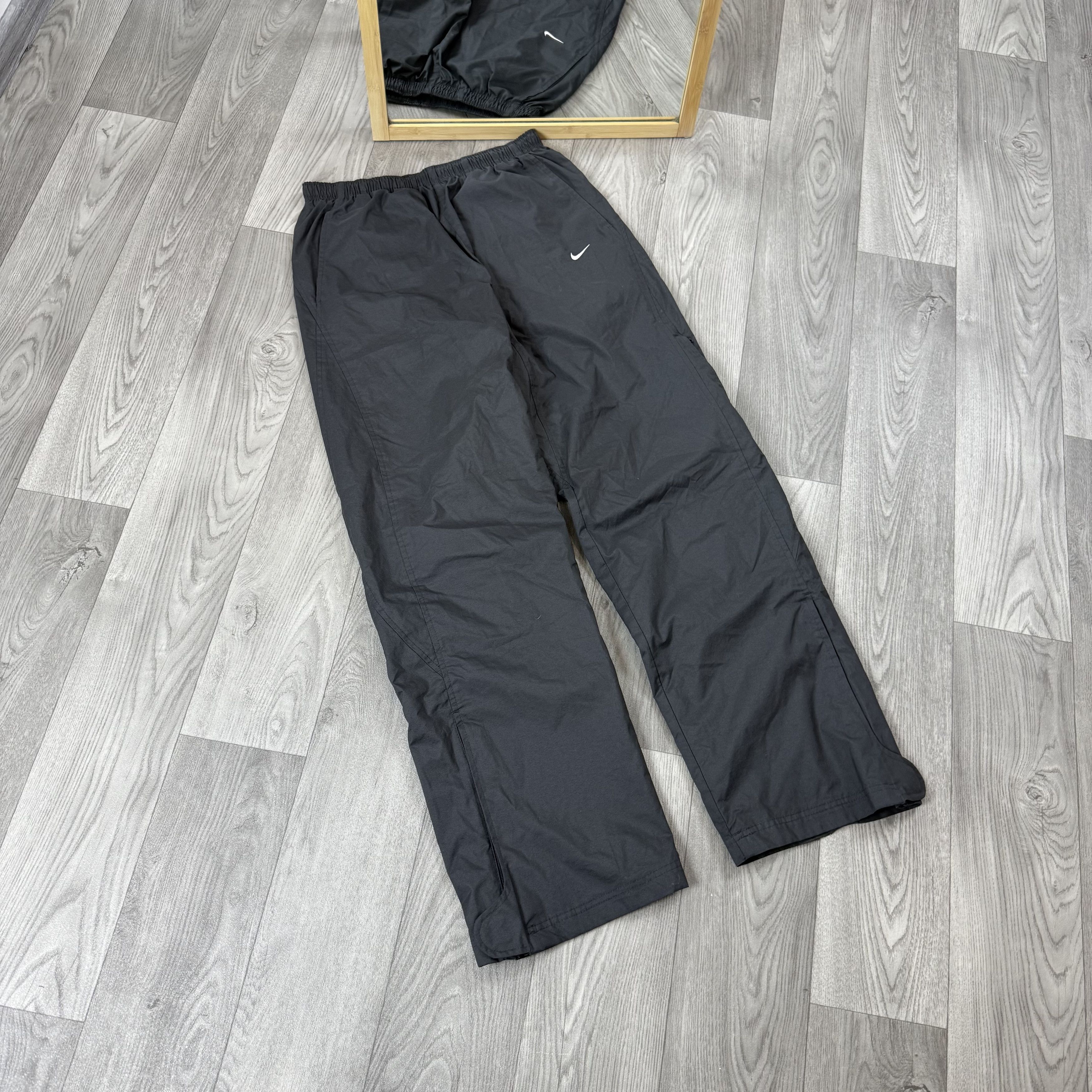 Nike Vintage Nike 90s Gorpcore Nylon Track Pants Size US 32 / EU 48 - 3 Thumbnail