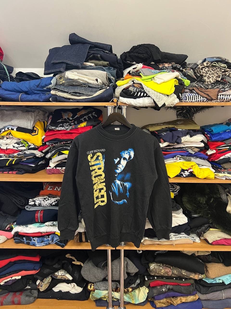 Cliff Richard Vintage Printed Y2K Musician Sweatshirt