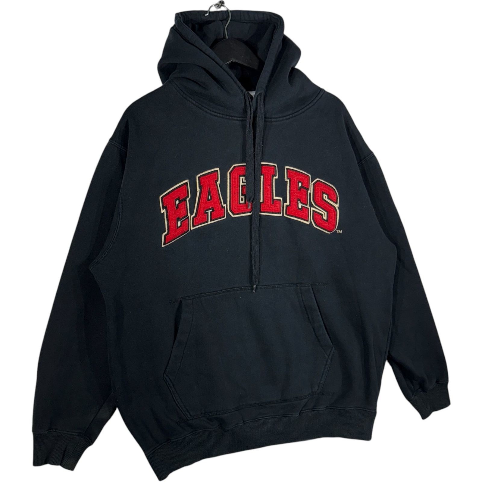 Colosseum Athletics Colosseum Athletics Eagles Patch Spellout Hoodie Size US XL / EU 56 / 4 - 4 Thumbnail