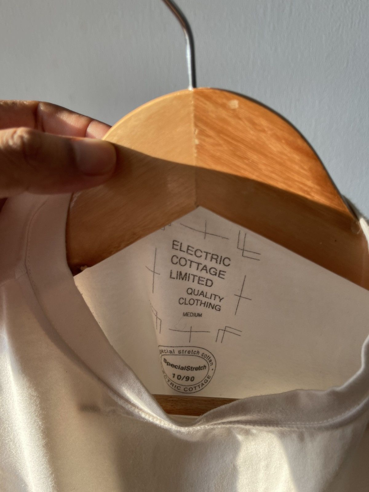 Electric Cottage × Hiroshi Fujiwara Hiroshi Fujiwara Electric Cottage Lightning Tee Size US M / EU 48-50 / 2 - 9 Thumbnail