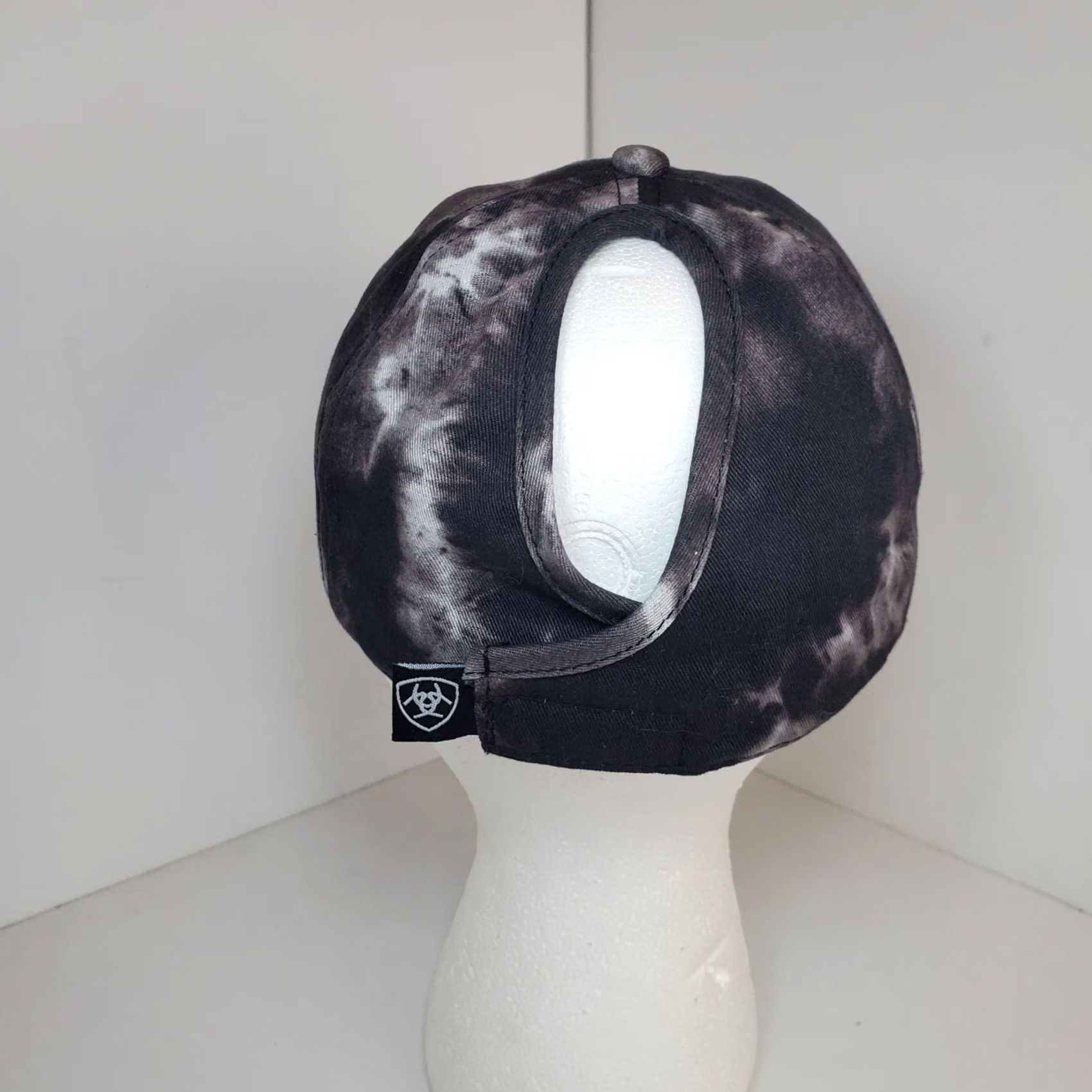 Ariat Ariat x Ponyflo Womens Baseball Cap Adjustable Tie Dye Black Pink Logo Embroidered Cap Women's Hats Size ONE SIZE - 5 Thumbnail