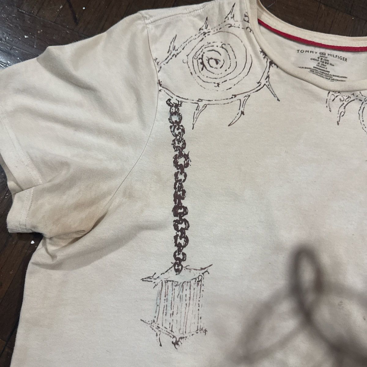 Tommy Hilfiger “A frozen tear” freehand custom Size US S / EU 44-46 / 1 - 1 Thumbnail