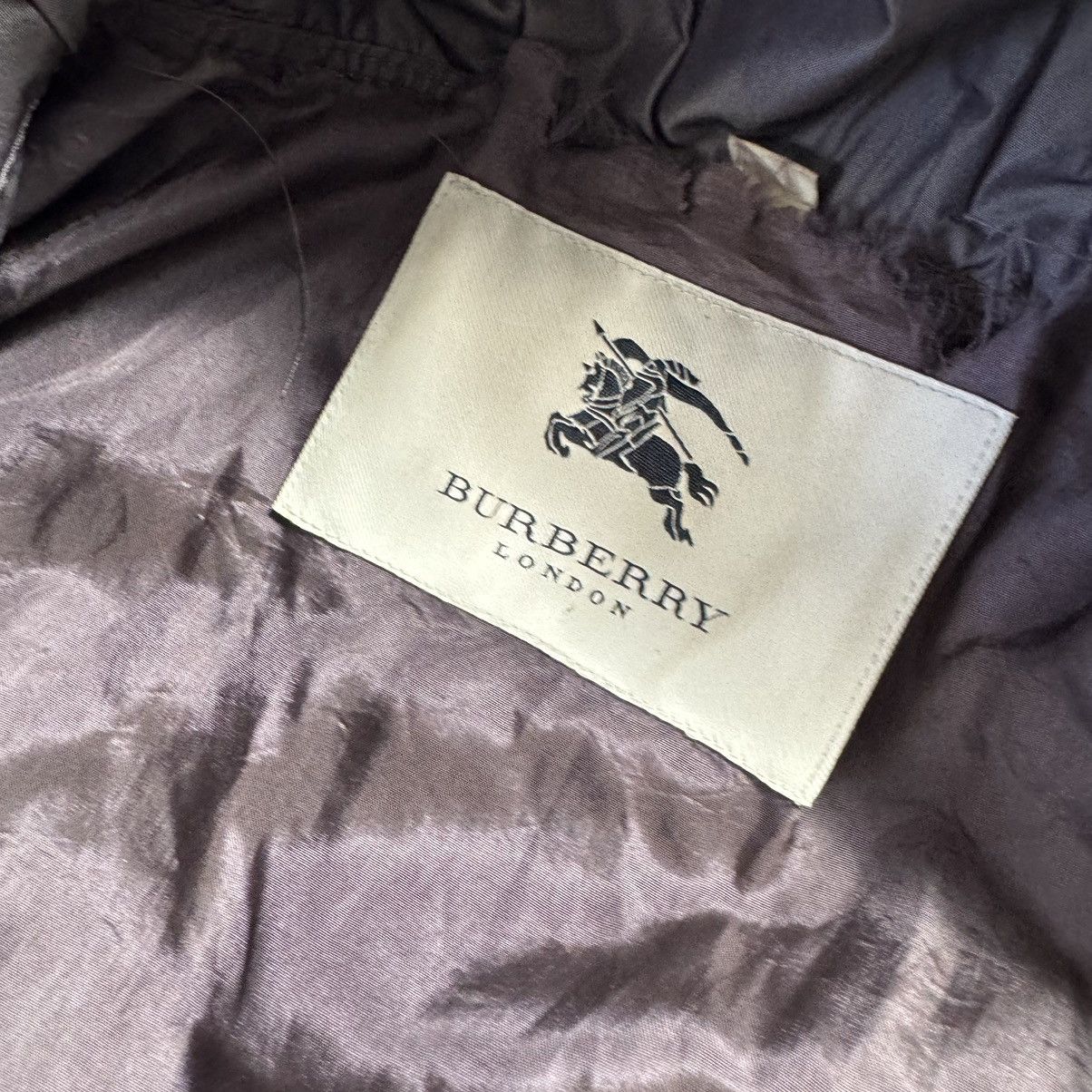 Burberry × Vintage vintage luxury burberry jacket nylon streetwear y2k Size L / US 10 / IT 46 - 11 Thumbnail
