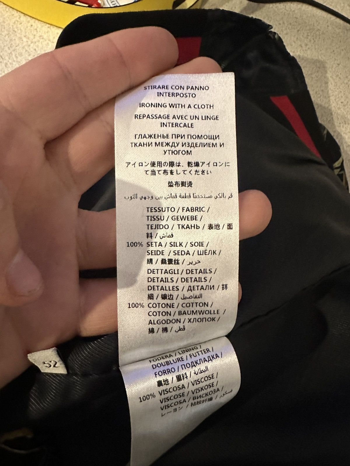 Gucci 🔥🔥4K RETAIL🔥🔥 GUCCI TROPICAL SILK BOMBER Size US L / EU 52-54 / 3 - 7 Thumbnail