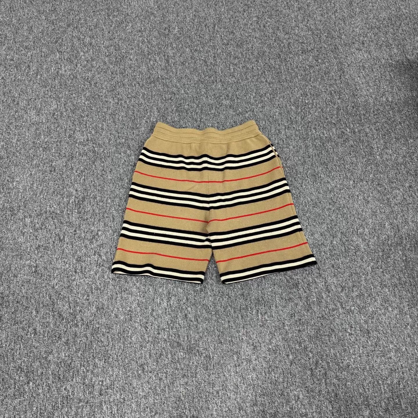 Burberry Burberry Wool Striped Shorts L 99 New Size US 34 / EU 50 - 2 Thumbnail