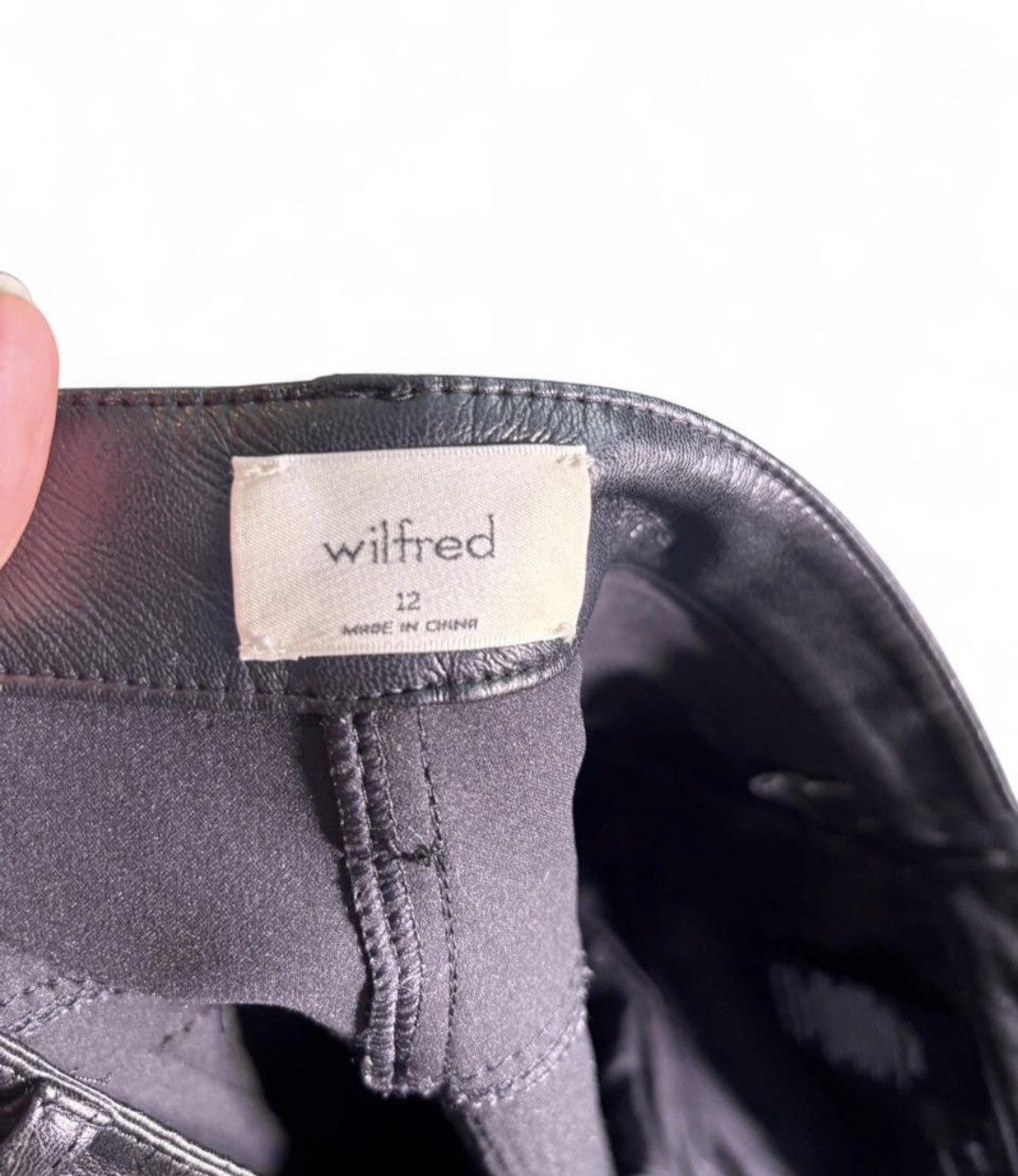 Other Wilfred black leather pants Size 34" / US 12 / IT 48 - 4 Thumbnail