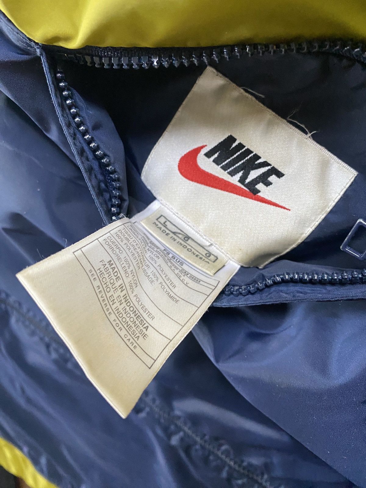 Nike × Vintage Vintage 90’s Nike Air Mini Swoosh Reversible Full Zip Jacket Size US L / EU 52-54 / 3 - 19 Thumbnail