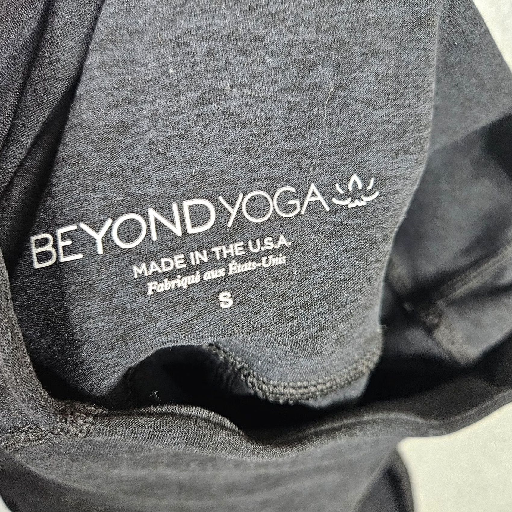 Beyond Yoga Beyond Yoga Womens Dark Gray Leggings S – Athletic Style, Sports Size 28" / US 6 / IT 42 - 6 Thumbnail