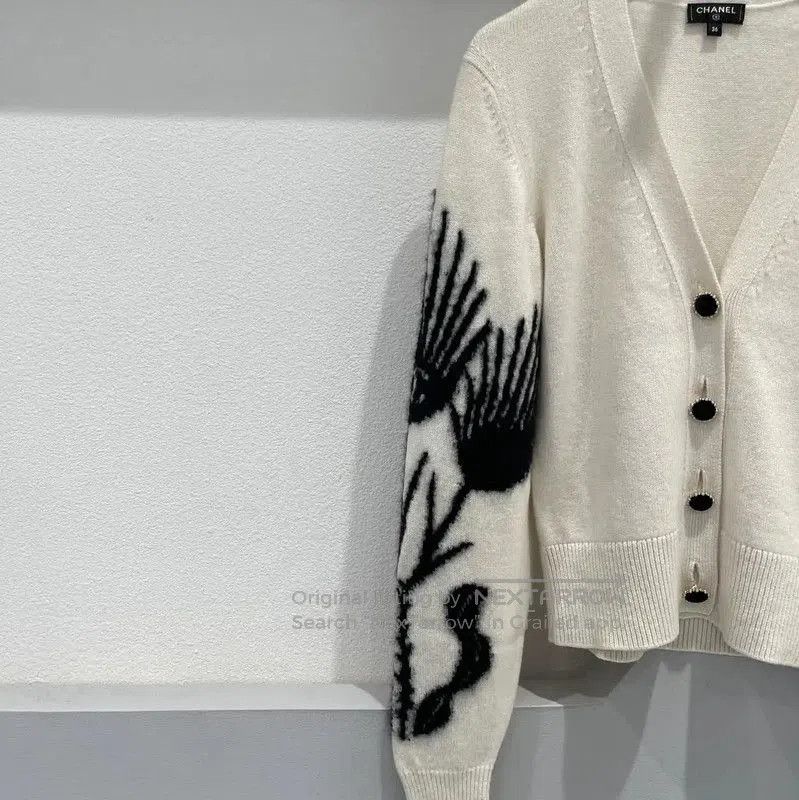Chanel Chanel Spring Autumn Ivory Long Sleeve Cardigan . Size XXS / US 00 / IT 34 - 3 Thumbnail