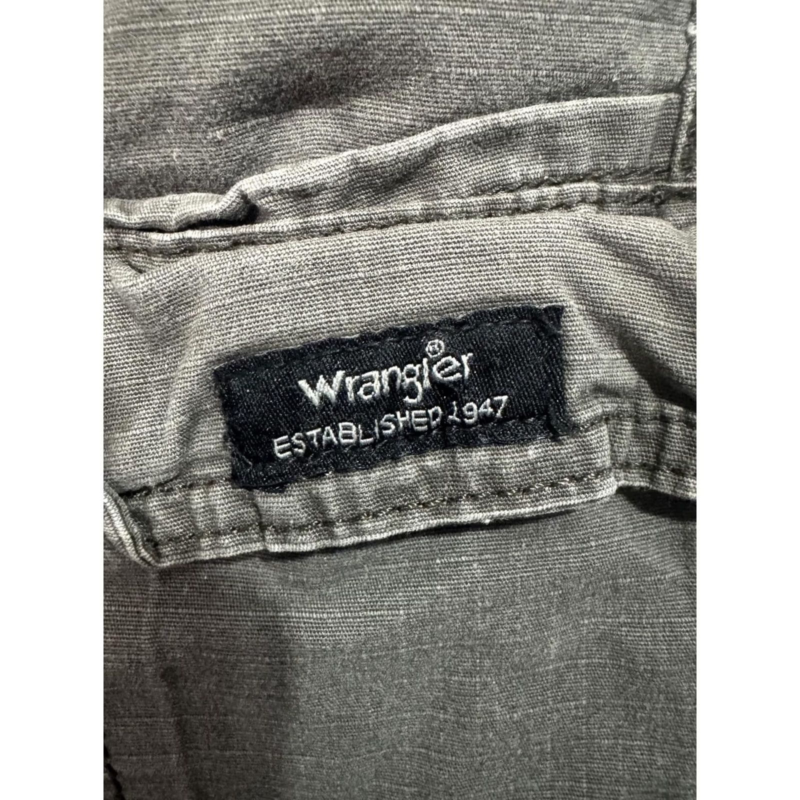 Wrangler Wrangler Men's Cargo Pants Relaxed Fit 28x26 Olive Green Straight Leg Casual Cotton Button Closure Baggy? Size US 28 / EU 44 - 5 Thumbnail
