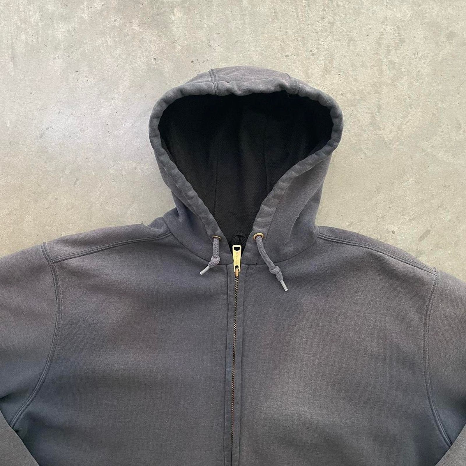 Carhartt Vintage Carhartt Distressed Heavy Navy Hoodie Size US L / EU 52-54 / 3 - 2 Thumbnail