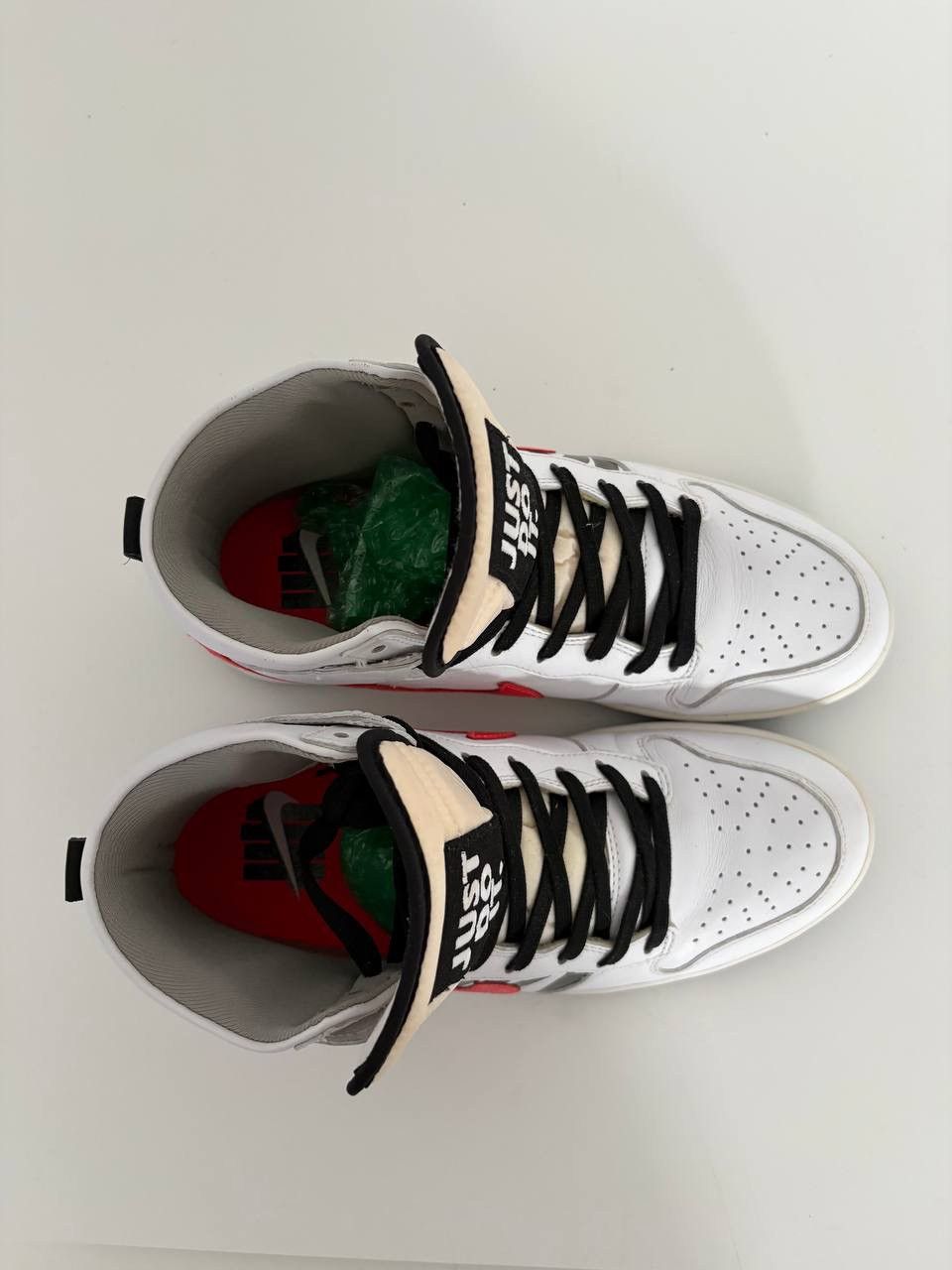 Nike × Undefeated Nike Undefeated Dunk Lux High White Infrared Size US 9 / EU 42 - 2 Thumbnail
