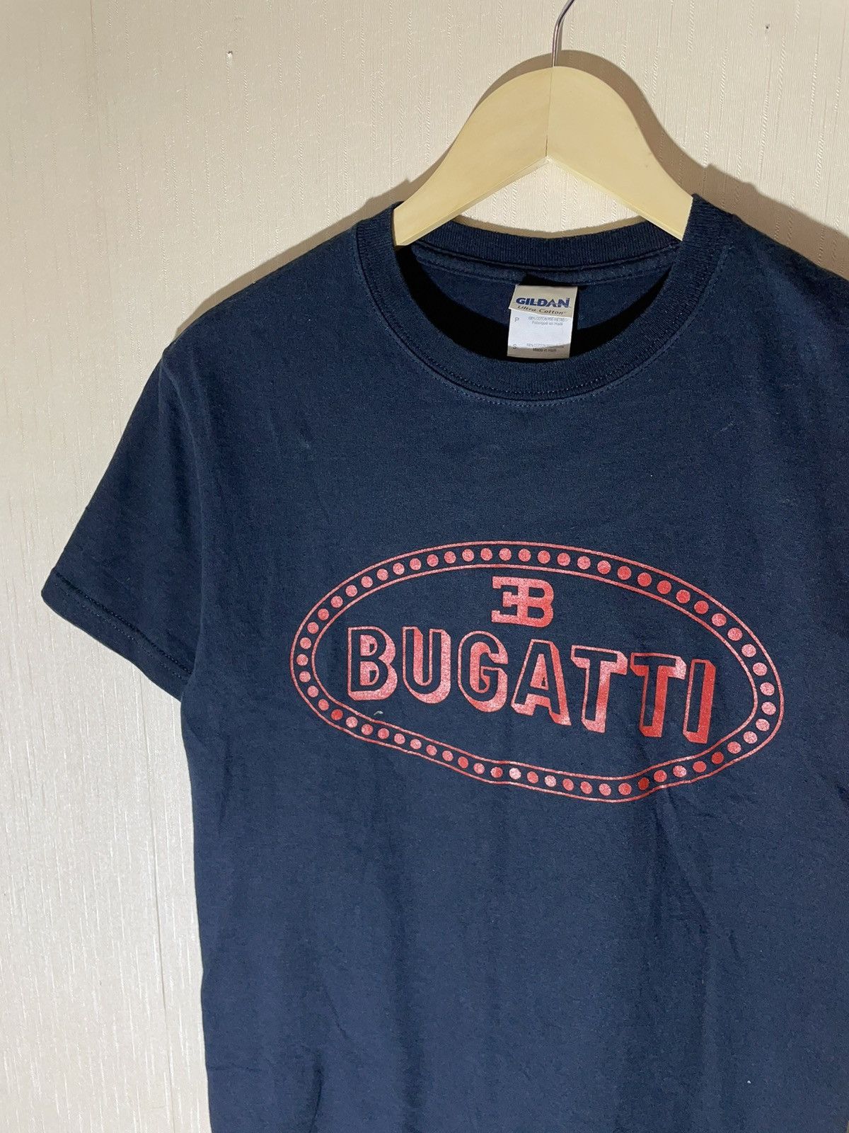 Vintage Bugatti vintage racing T shirt streetwear Size US S / EU 44-46 / 1 - 3 Thumbnail