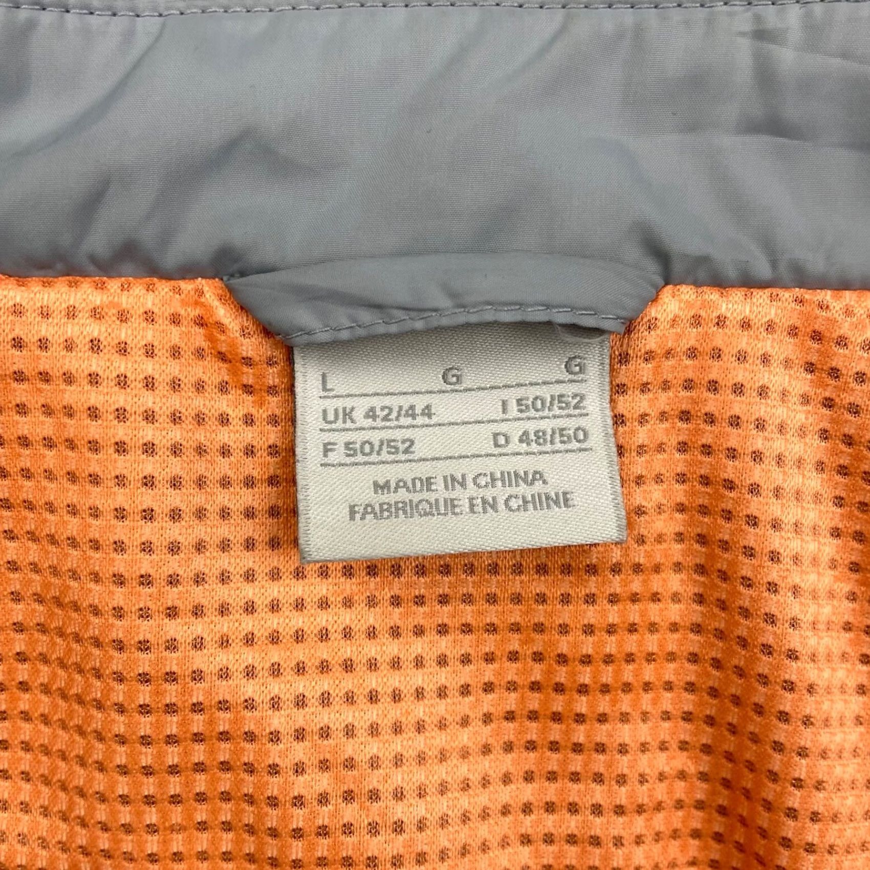 Nike VTG Nike Men’s NSW Windbreaker Jacket Gray Large Casual 80s Snap Button Lined Swoosh Logo Size US L / EU 52-54 / 3 - 3 Thumbnail