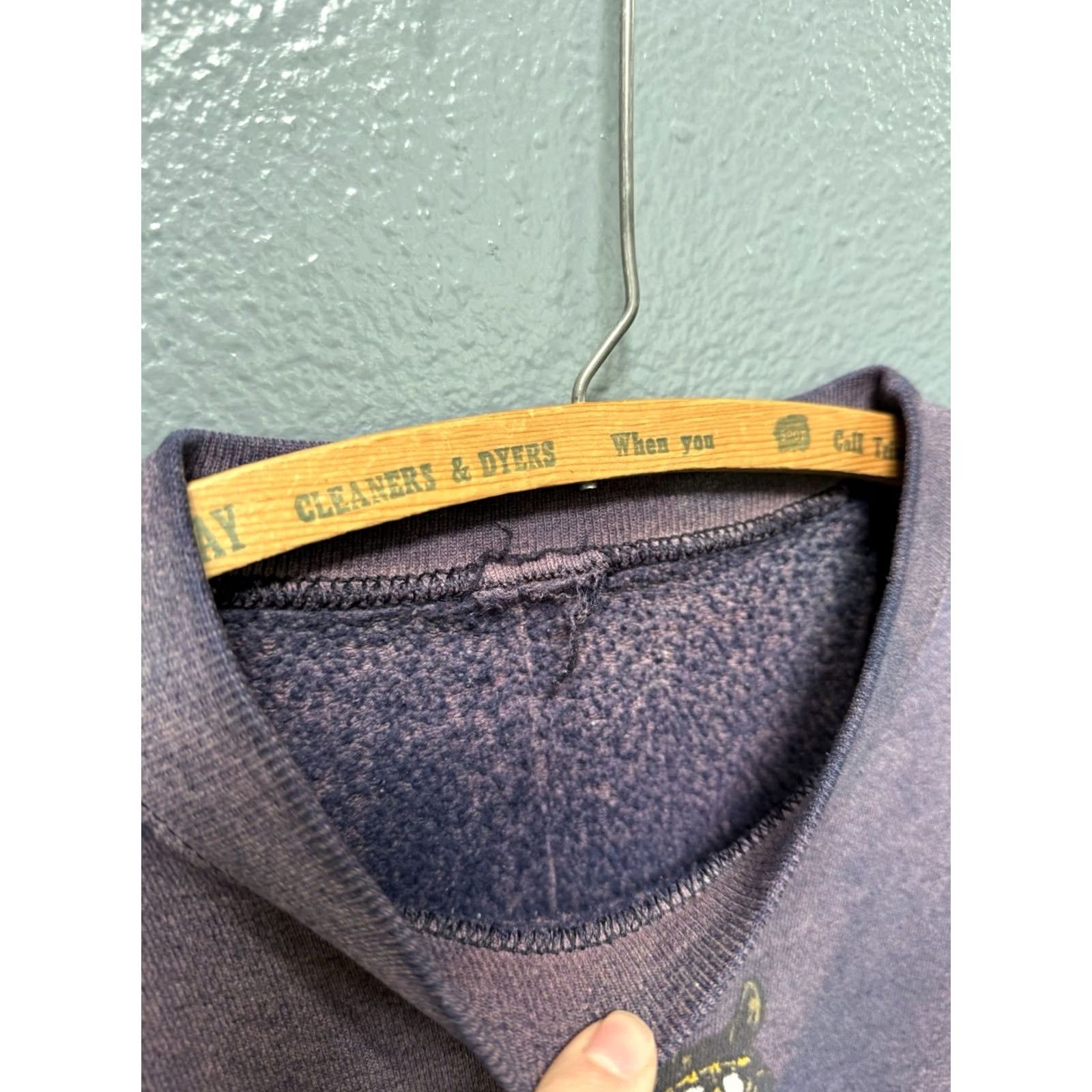 Budweiser VINTAGE Budweiser Sweatshirt Large Blue 90s Clydesdale Mens Size US L / EU 52-54 / 3 - 2 Thumbnail