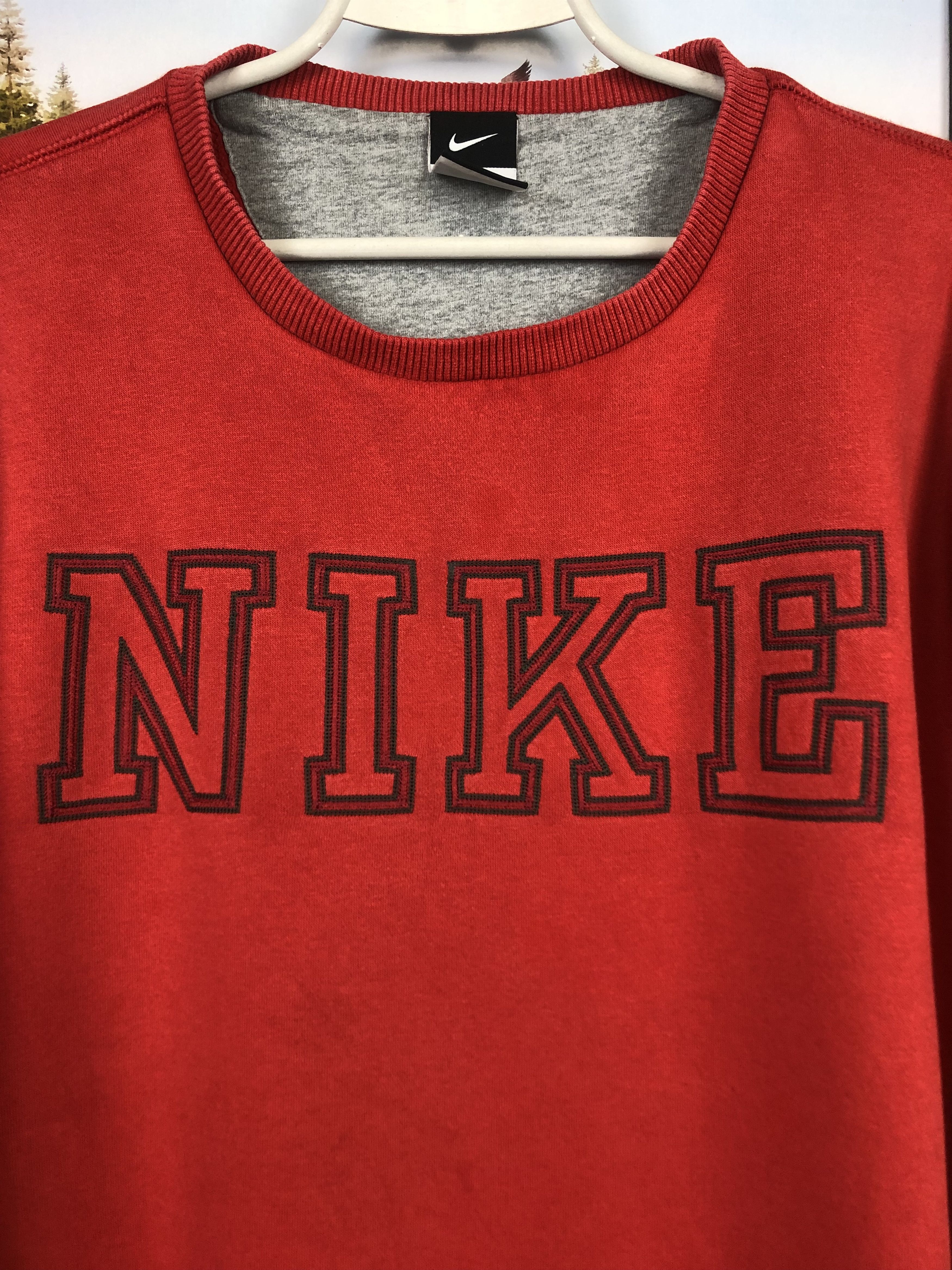 Vintage Vintage Nike Red Big Logo Sweatshirt Rare Hype Size US L / EU 52-54 / 3 - 5 Thumbnail