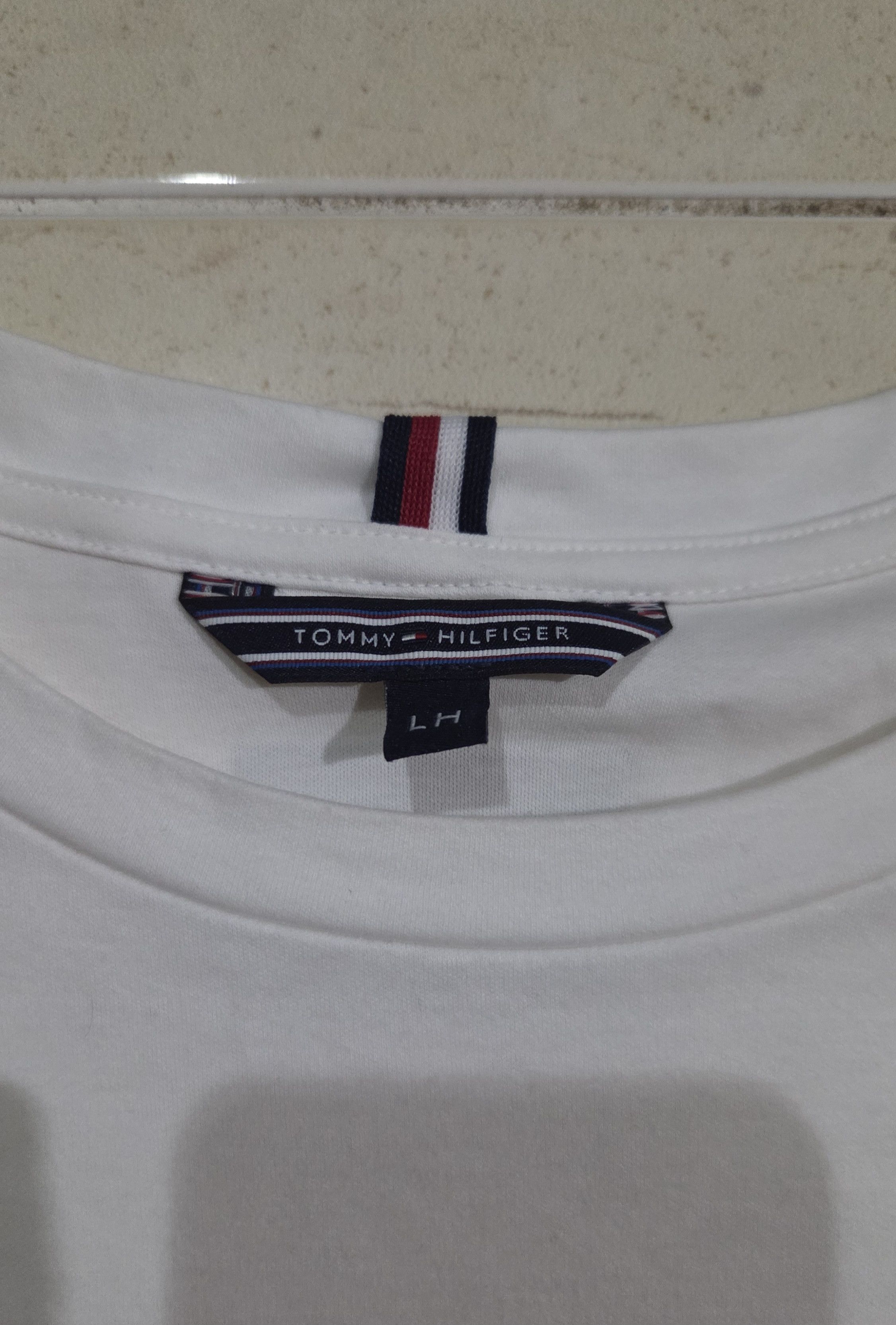 Tommy Hilfiger Lewis Hamilton Personal Driver Tee Mercedes-AMG PETRONAS F1 Size US M / EU 48-50 / 2 - 2 Thumbnail