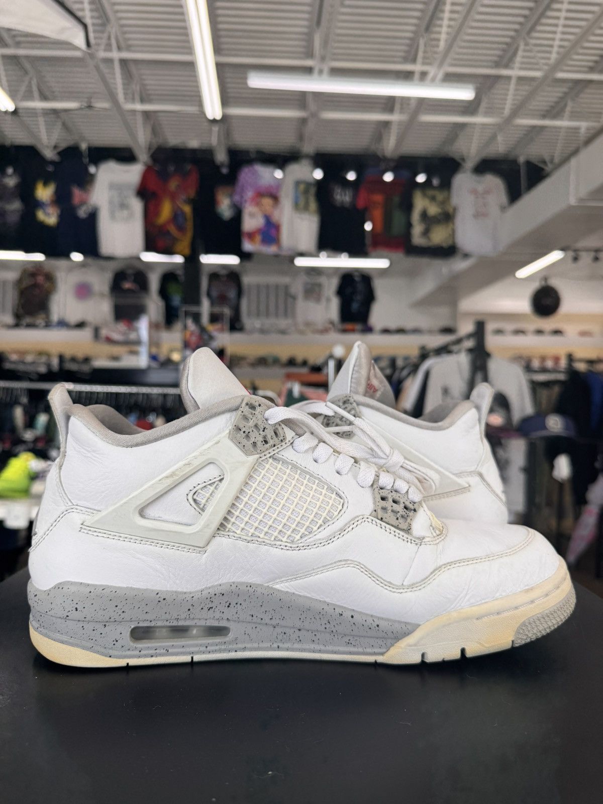 Jordan Brand Air Jordan 4 White Oreo Size 10 (2021) Size US 10 / EU 43 - 3 Thumbnail